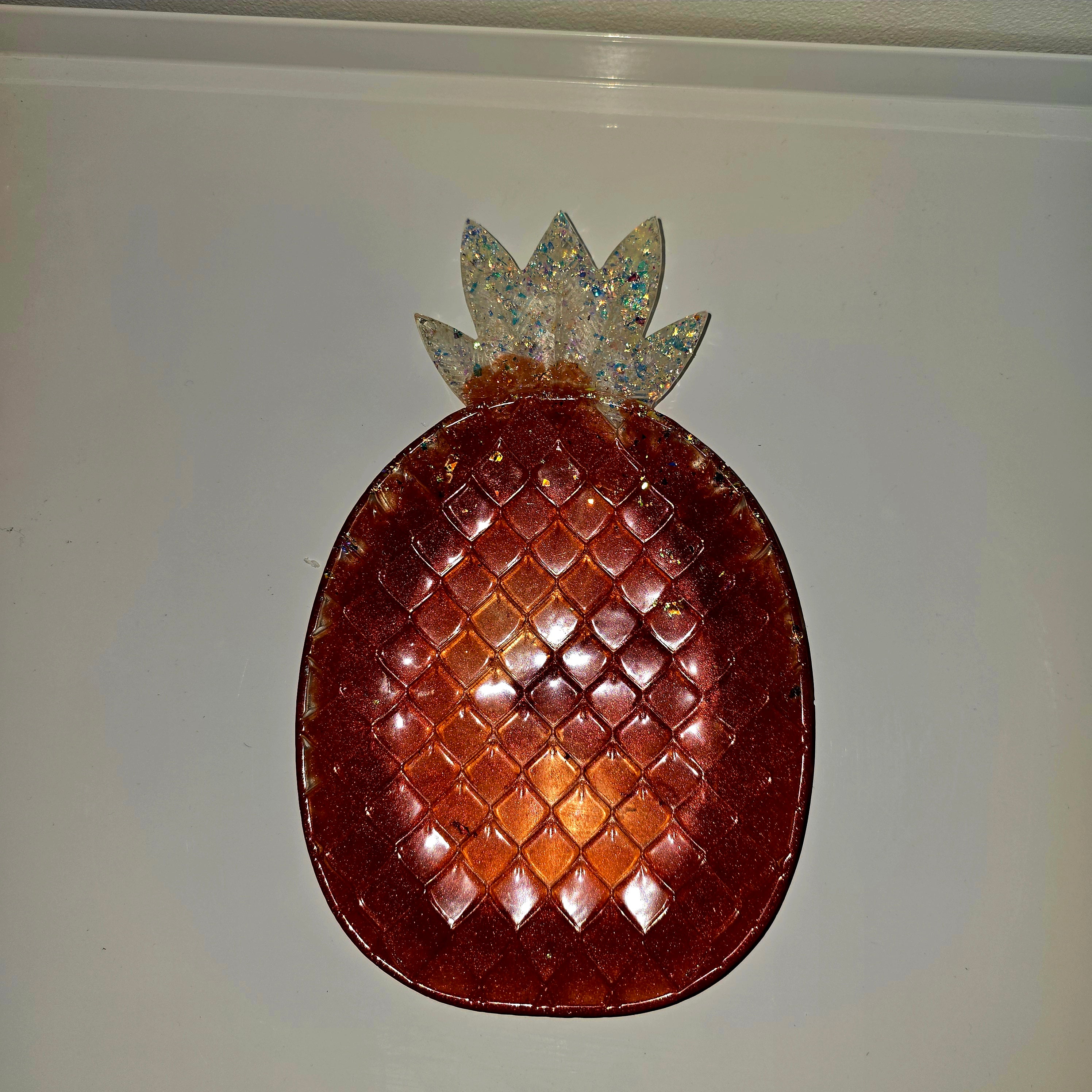Handmade Resin Pineapple Tray – Decorative Jewellery & Home Decor Dish