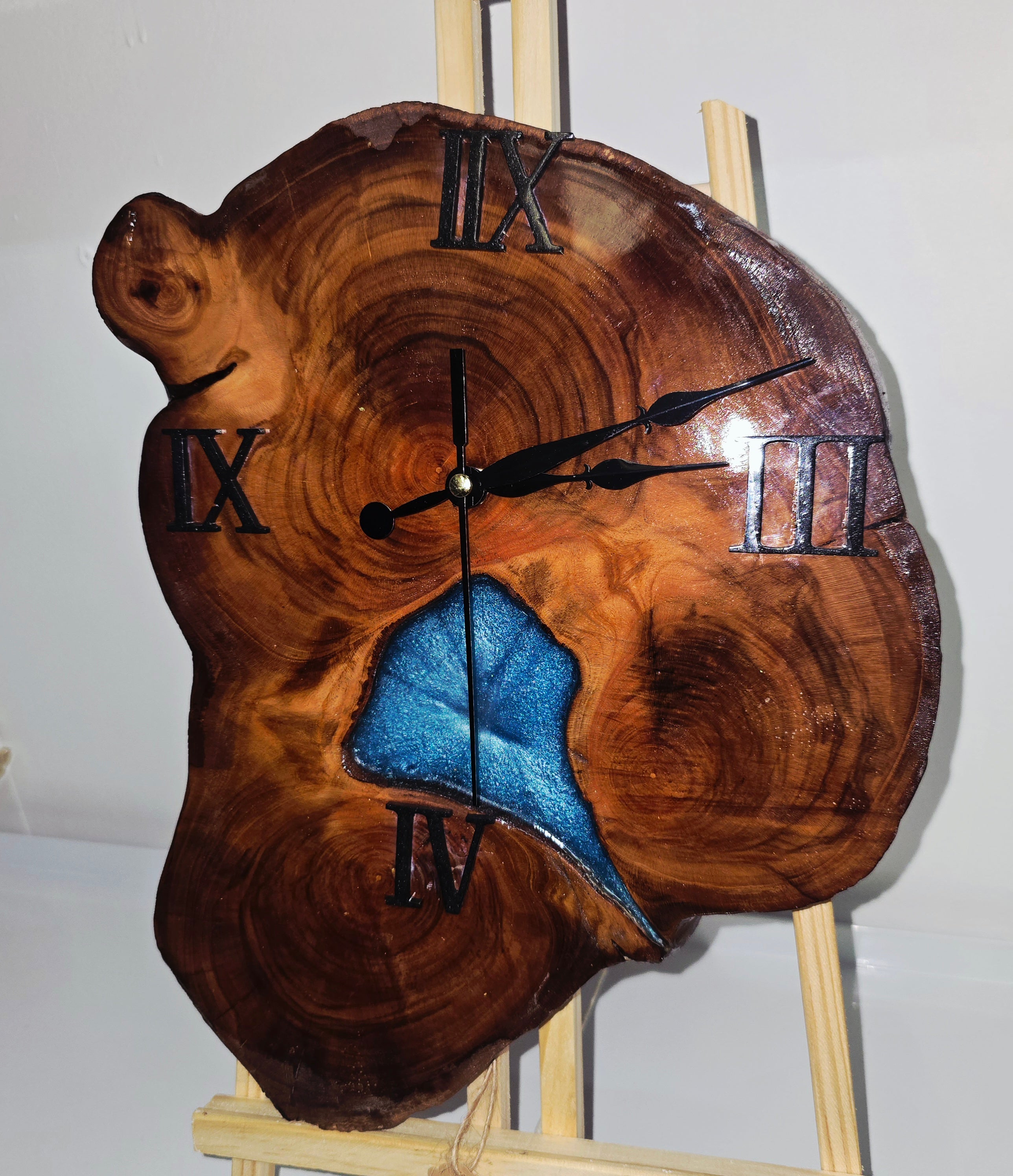 Handmade Wooden & Epoxy Resin Wall Clock – Natural Wood Design