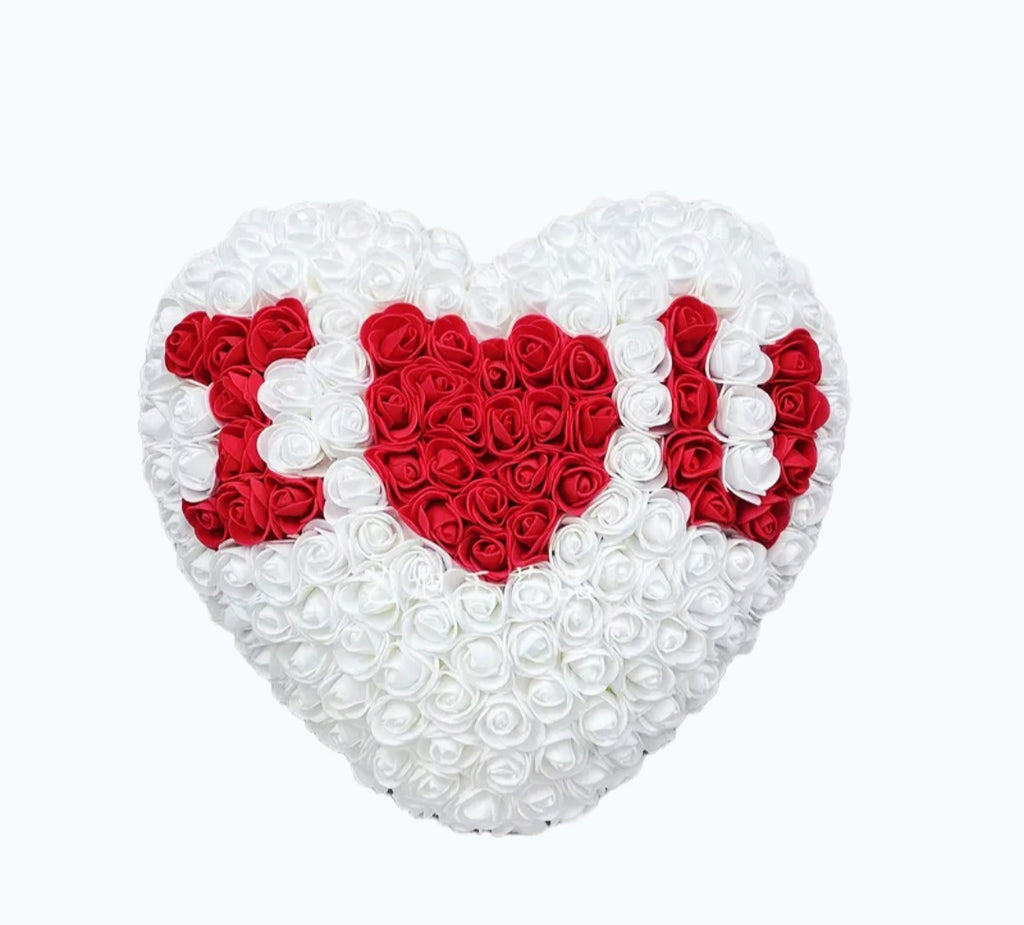 Artificial Rose Heart – Romantic Flower Decoration (23 × 23 cm)