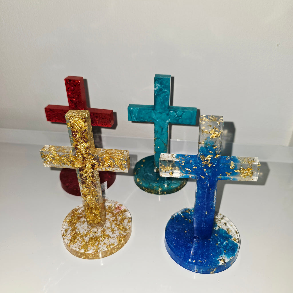 Handmade Epoxy Resin Cross Ornament – Religious Home Decor (13 cm)
