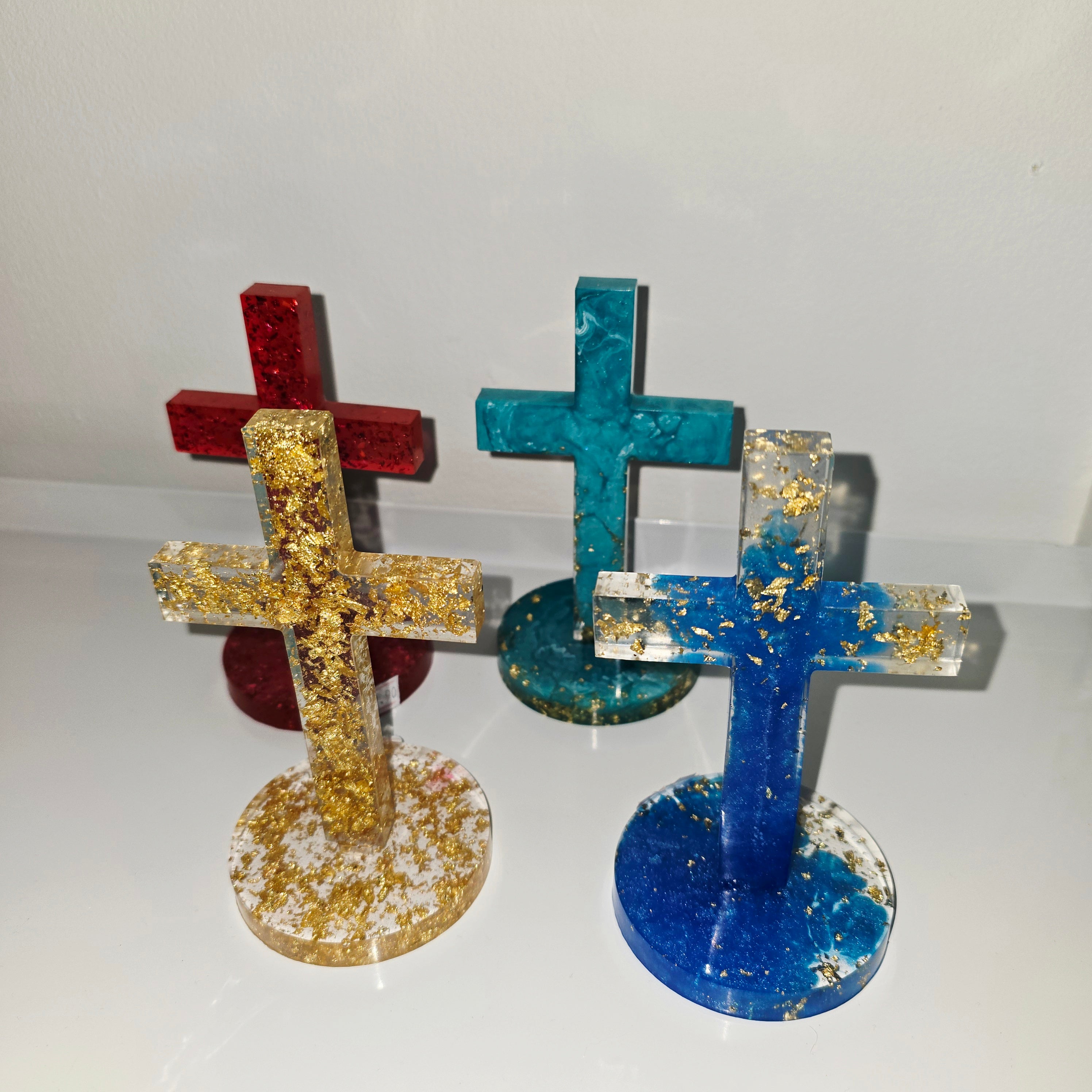 Handmade Epoxy Resin Cross Ornament – Religious Home Decor (13 cm)