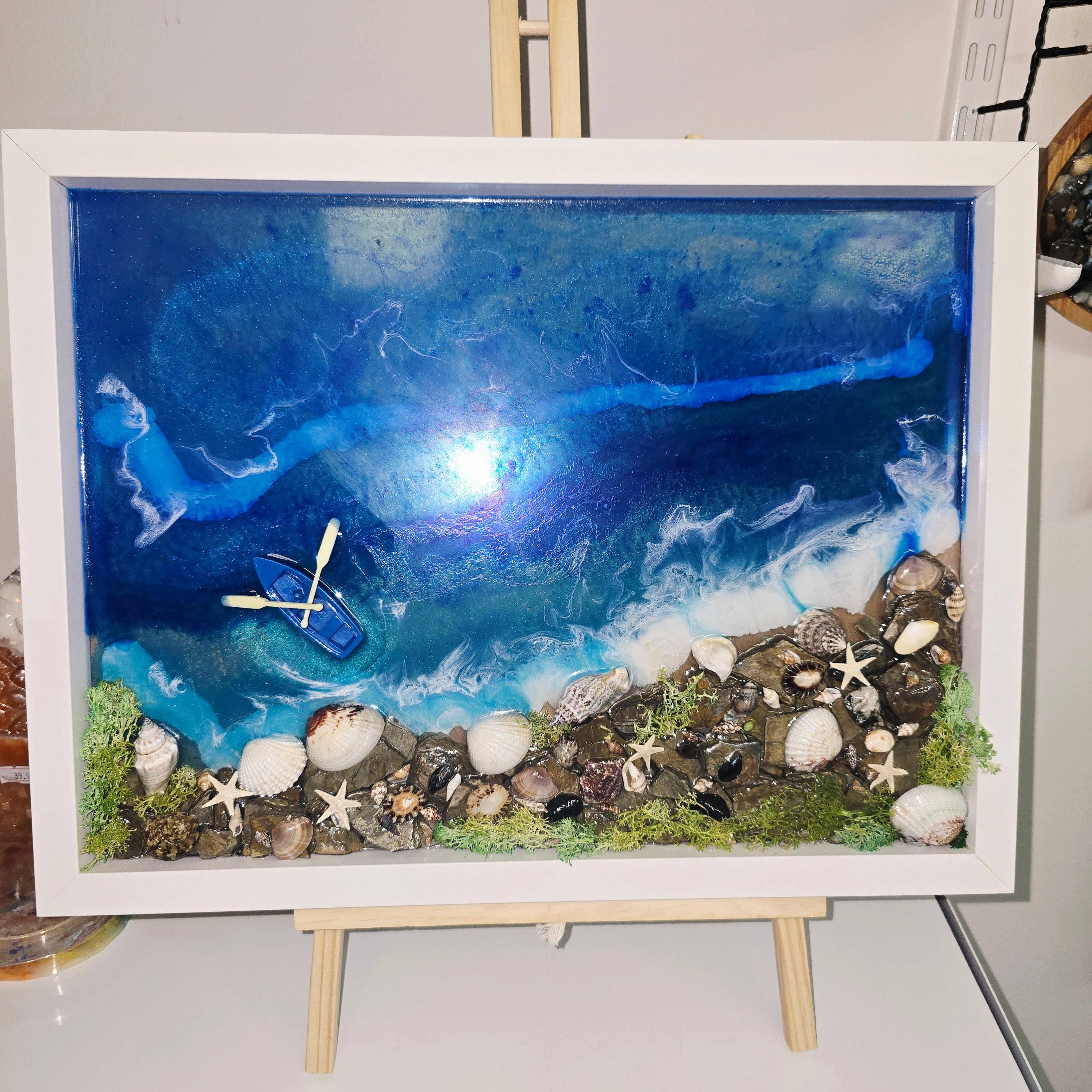 Handmade Epoxy Resin Seascape Wall Art with Natural Shells – Coastal Decor (42.5 × 33 cm)