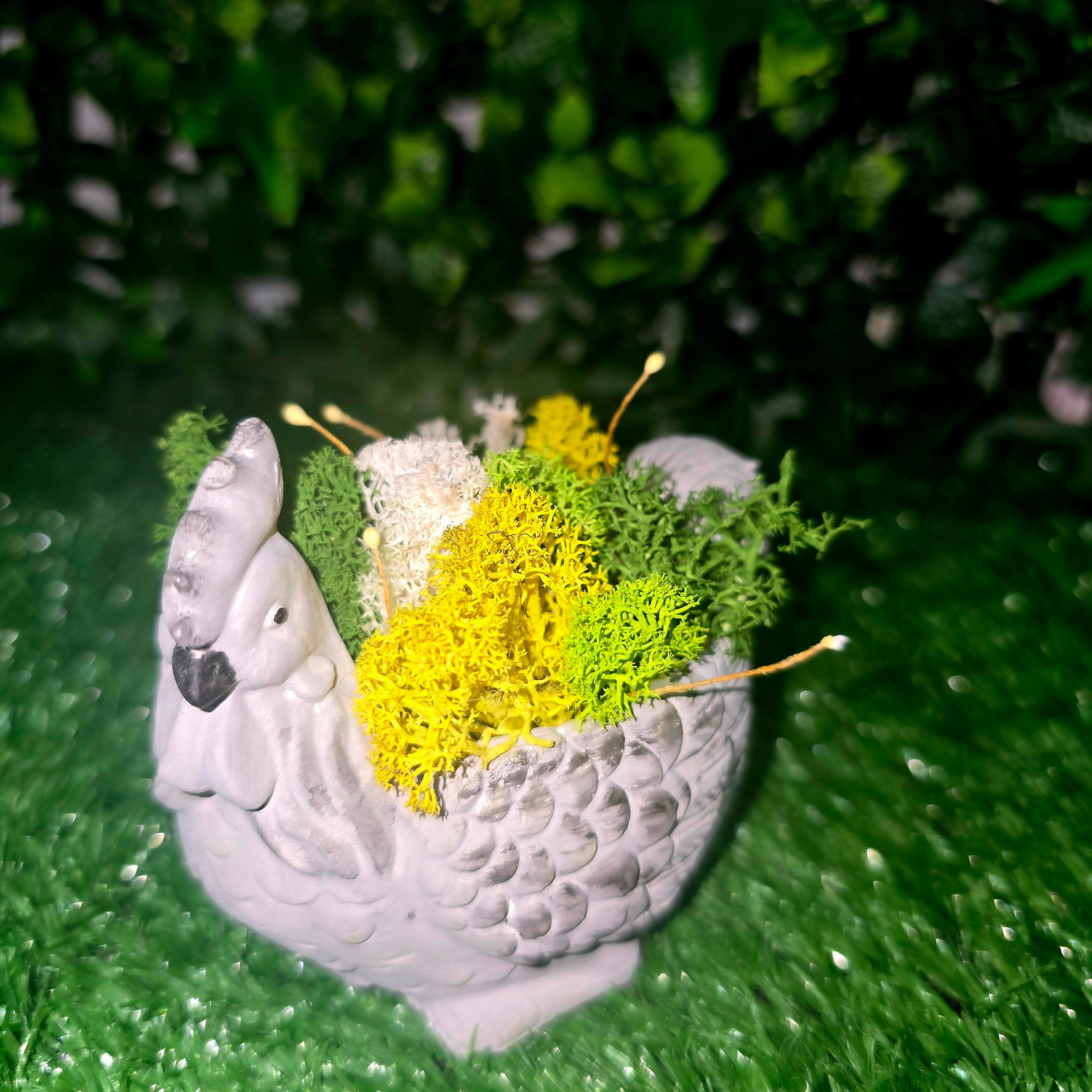 Handmade Concrete Rooster Planter with Natural Scandinavian Moss