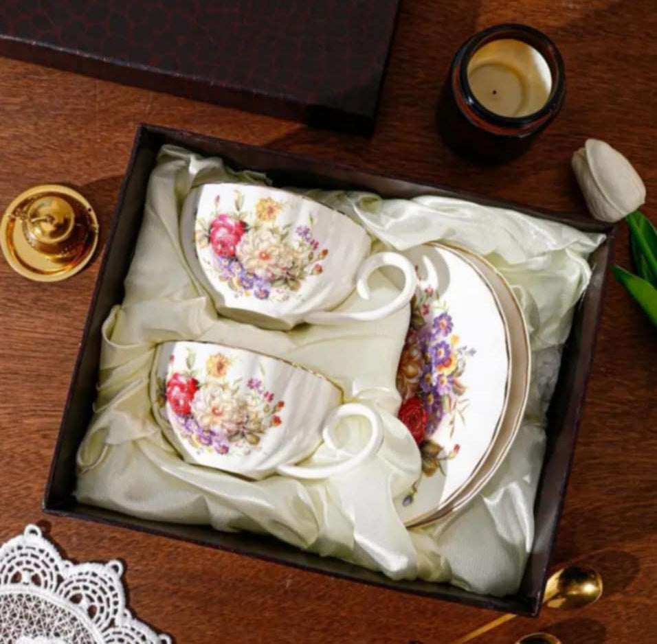 Luxury Floral Porcelain Tea Set for Two – Elegant Gift Box
