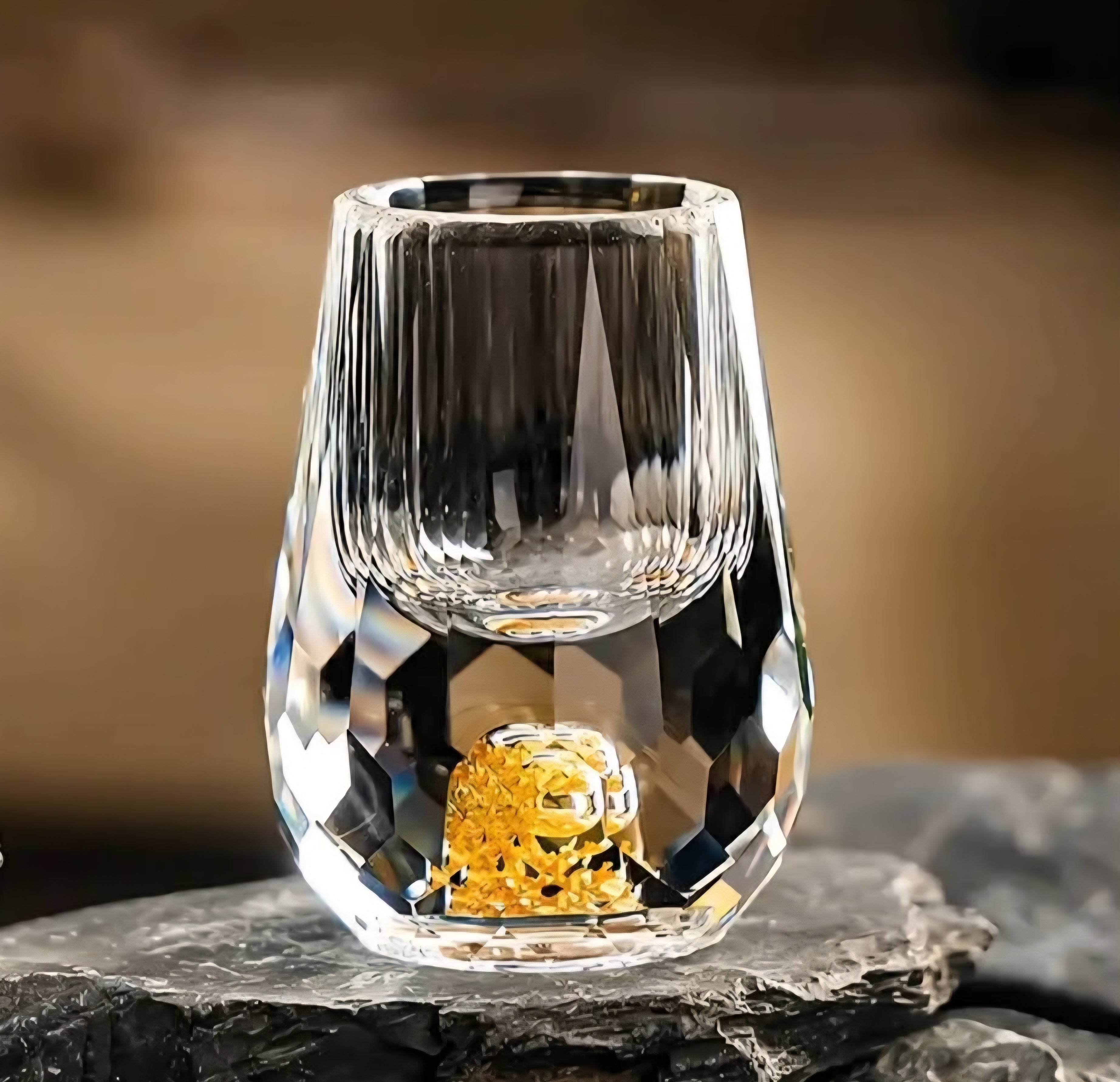 Premium Crystal Whiskey Glassware Set – 6 Old Fashioned Glasses with Decanter