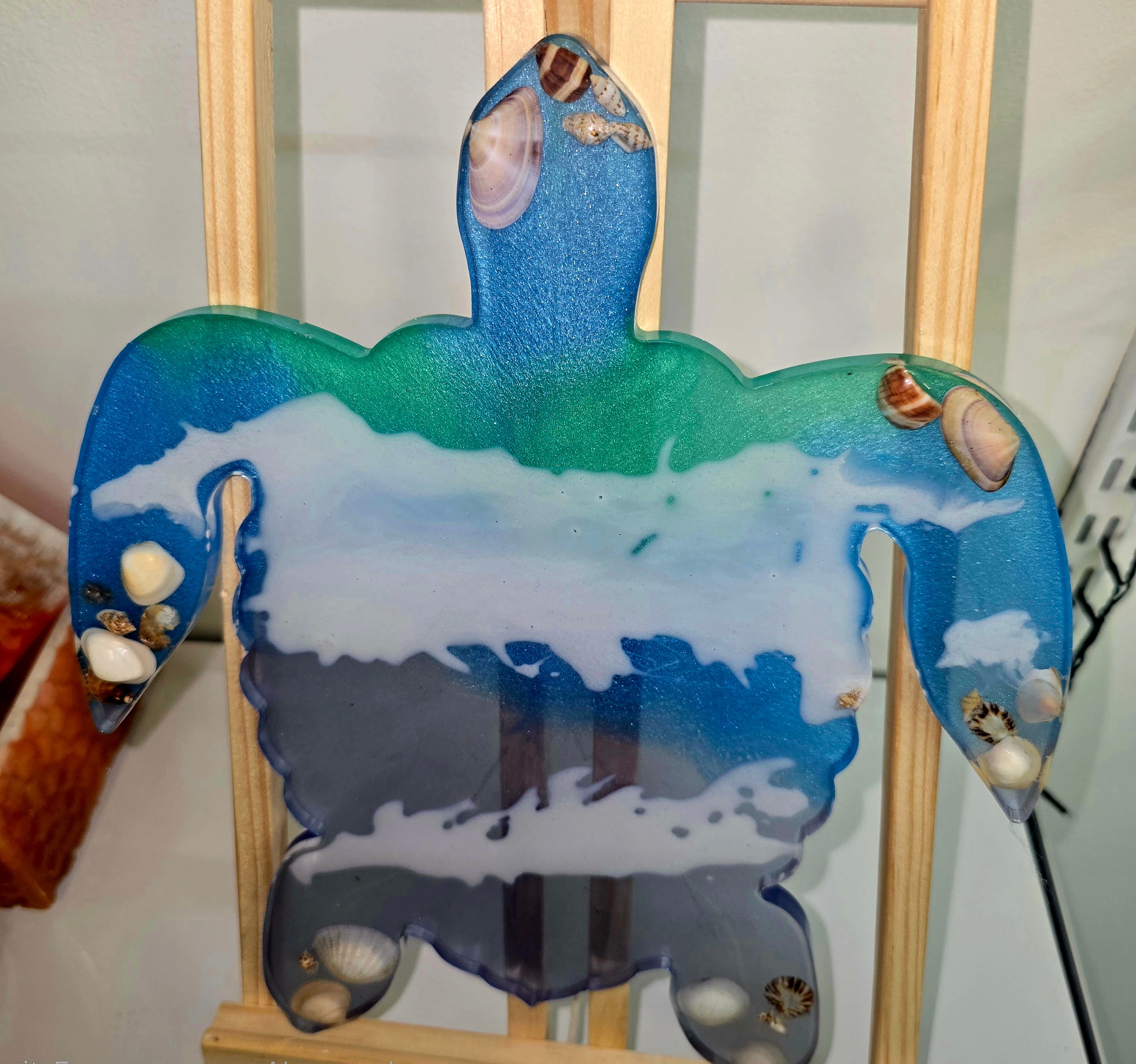 🐢 Handmade Ocean Resin Serving Board – Turtle Shaped Decorative Tray