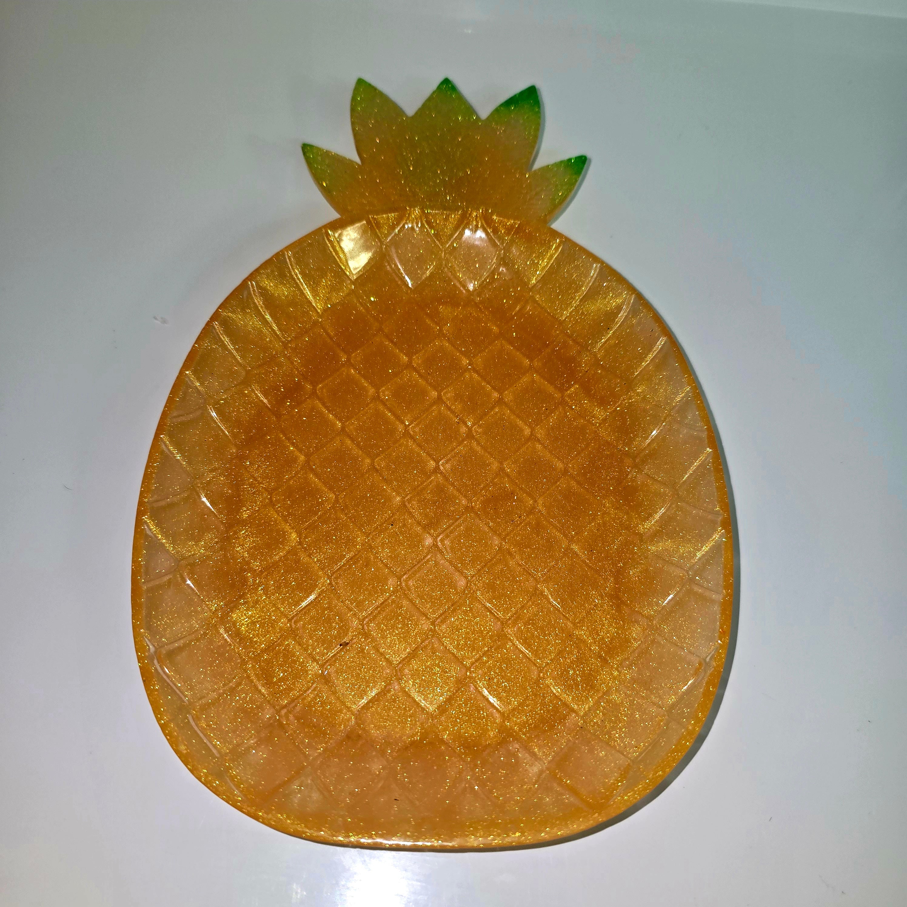 Handmade Resin Pineapple Tray – Decorative Jewellery & Home Decor Dish