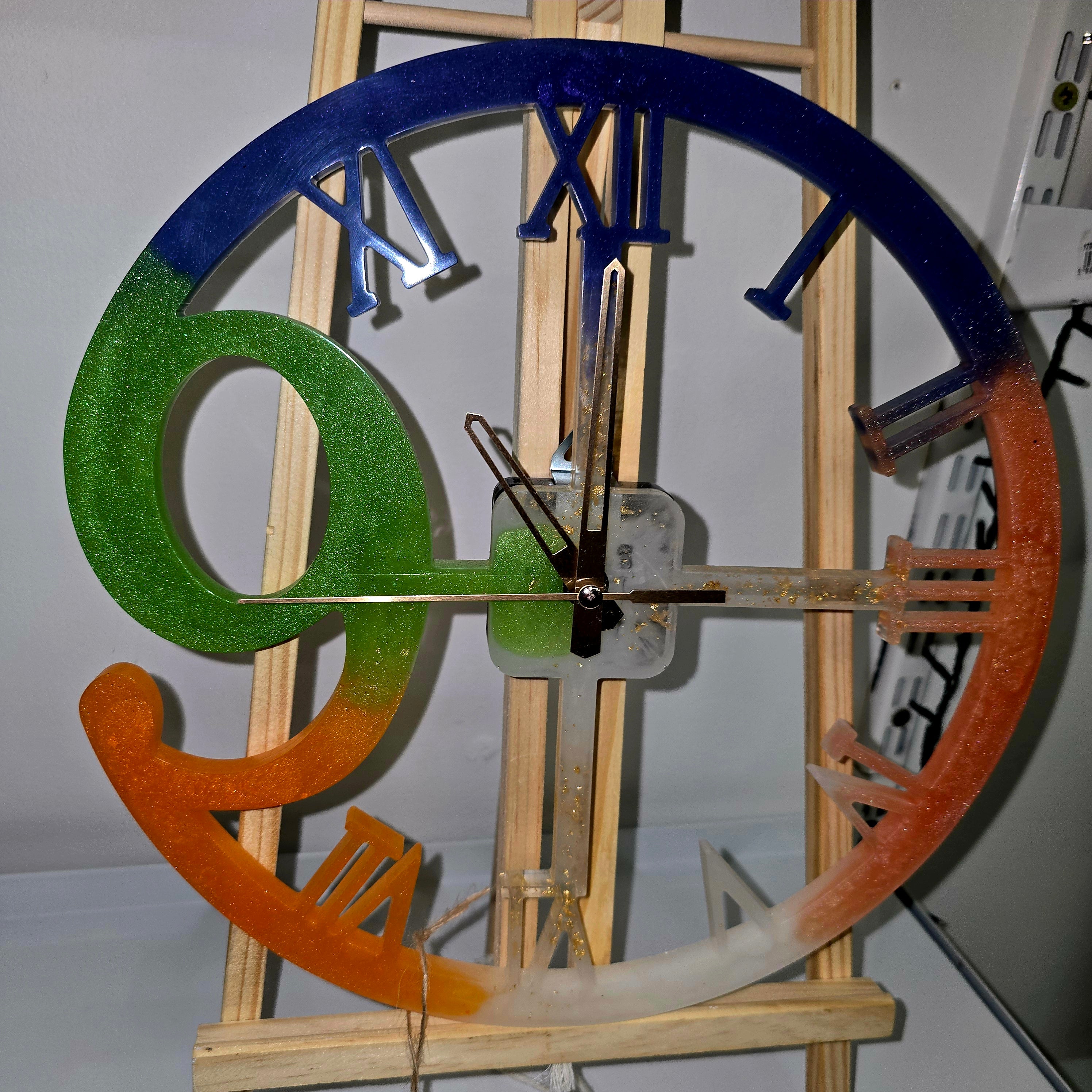 Handmade Epoxy Resin Wall Clock – 30 cm Modern Artistic Design