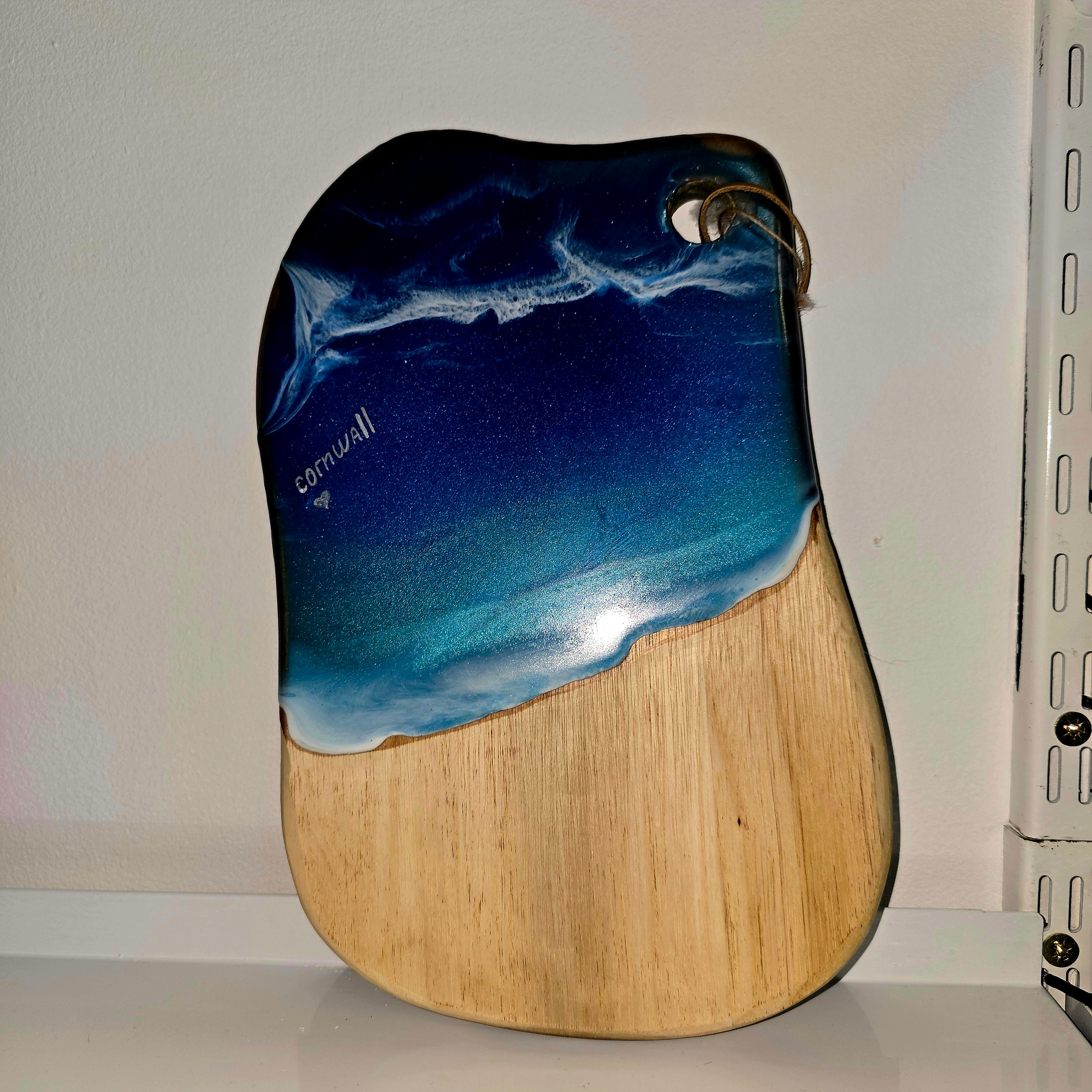 🌊 Handmade Wooden Serving Board with Resin Art – Ocean Style Design (30 × 20 cm)