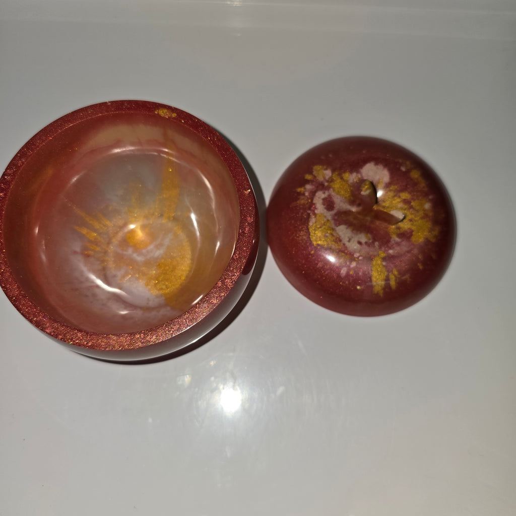 Apple-Shaped Jewellery Box – Handmade Resin Trinket Box (Assorted Colours)