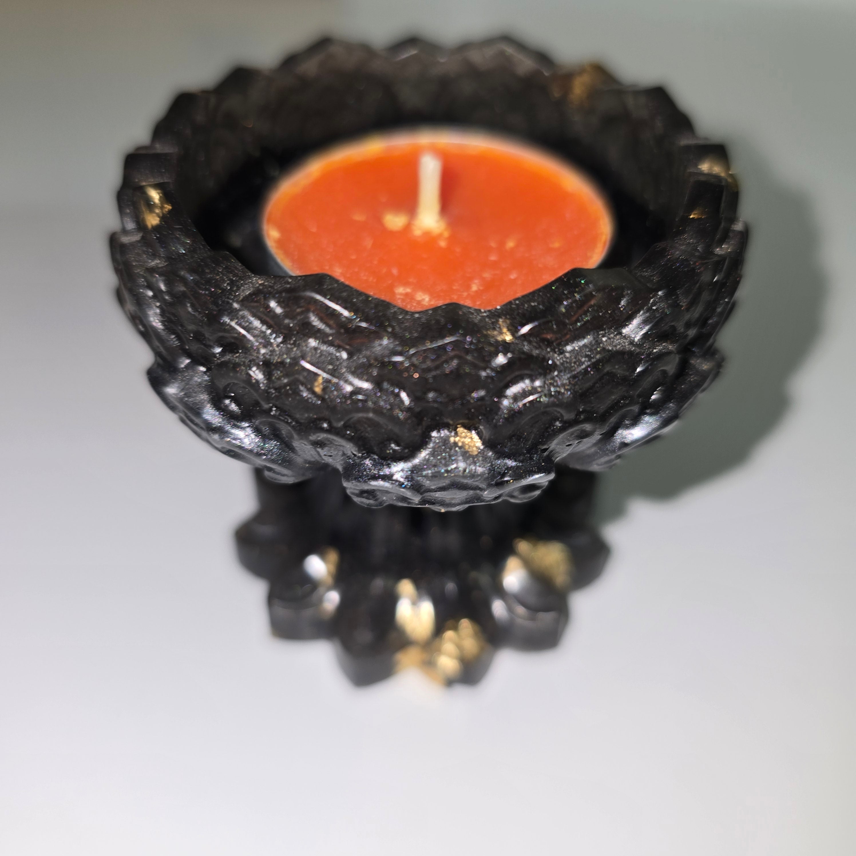 Handmade Resin Tealight Holder – Small Decorative Candle Base (7 × 7 cm.)