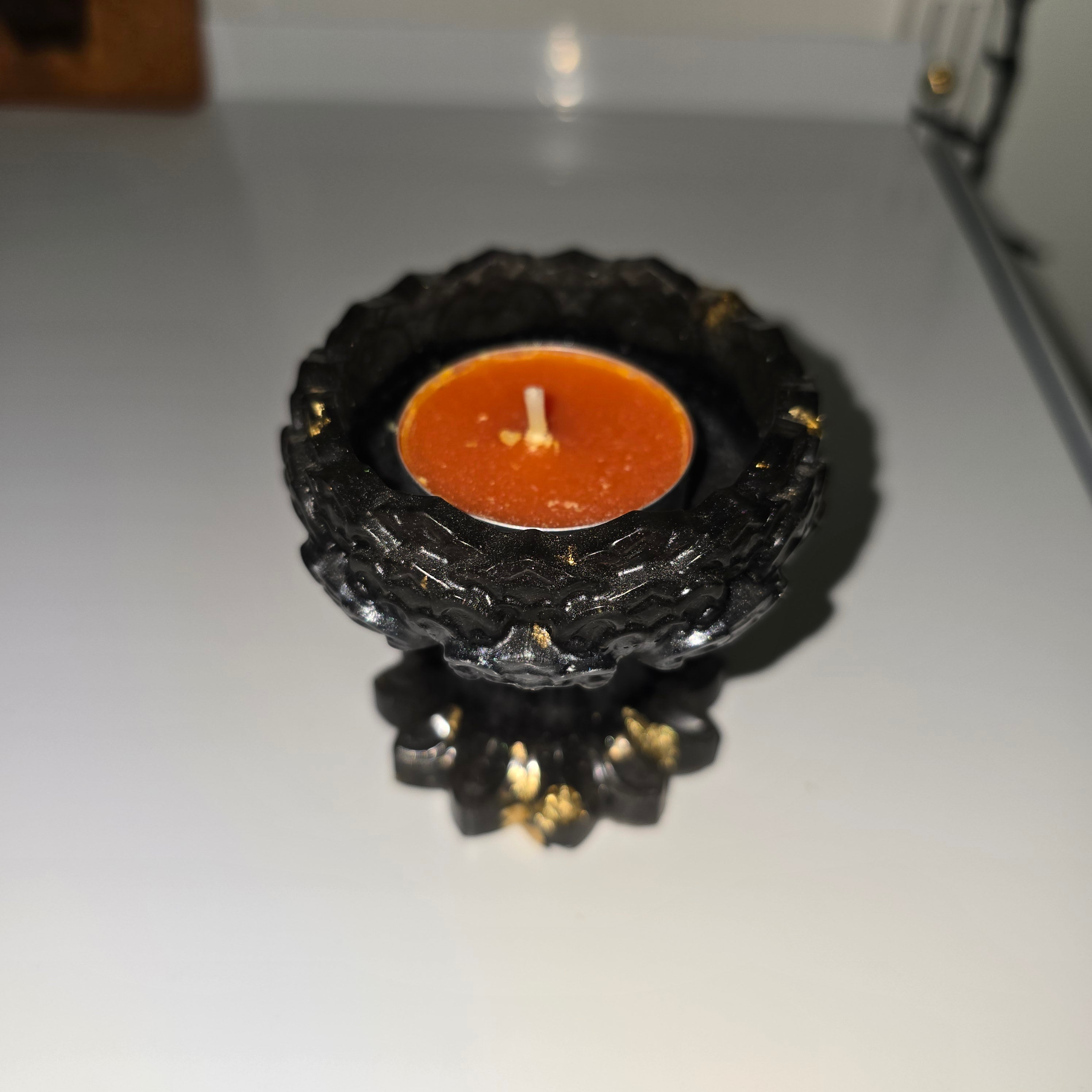 Handmade Resin Tealight Holder – Small Decorative Candle Base (7 × 7 cm.)