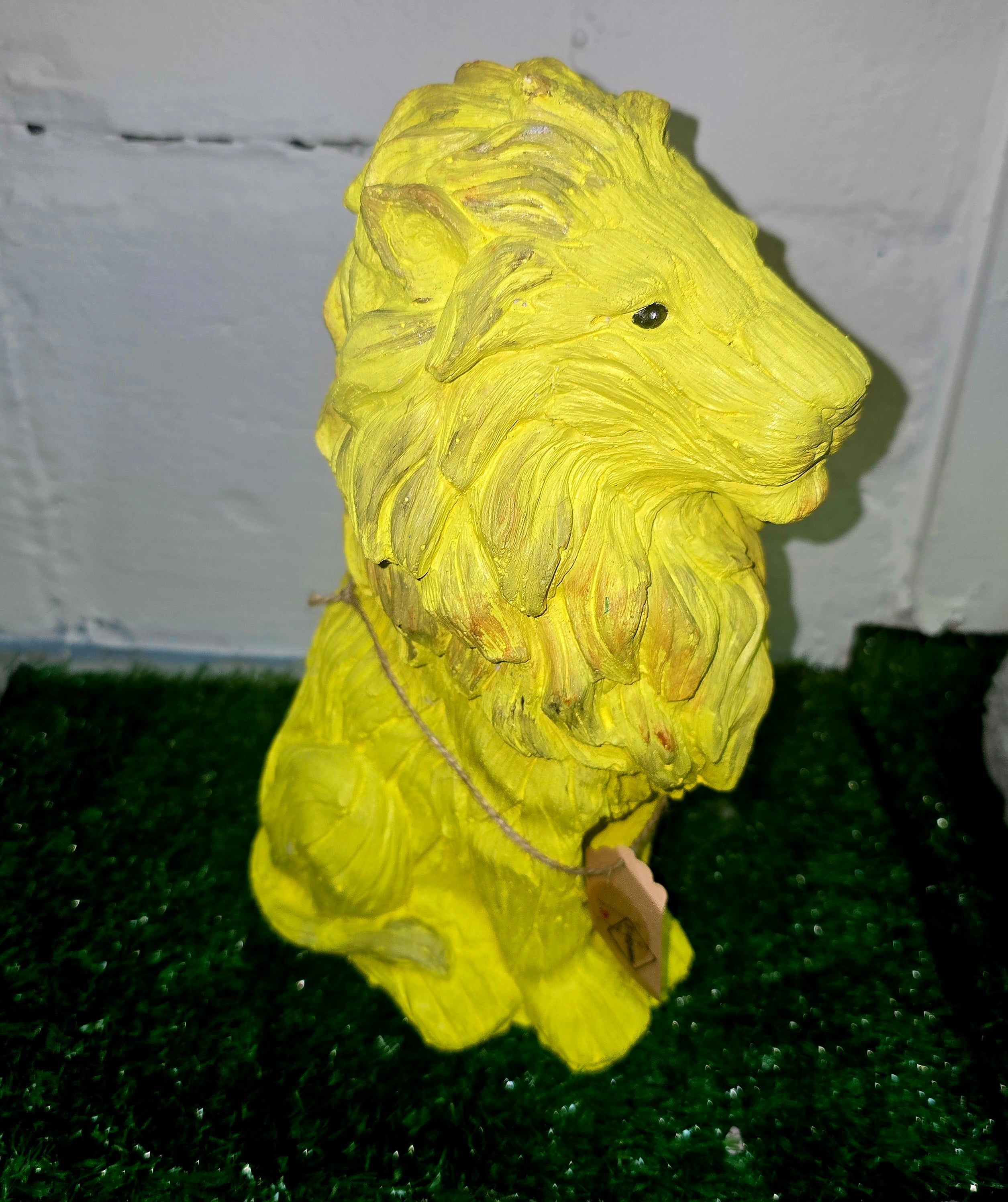 Handmade Cement Lion Sculpture – Decorative Garden & Home Ornament