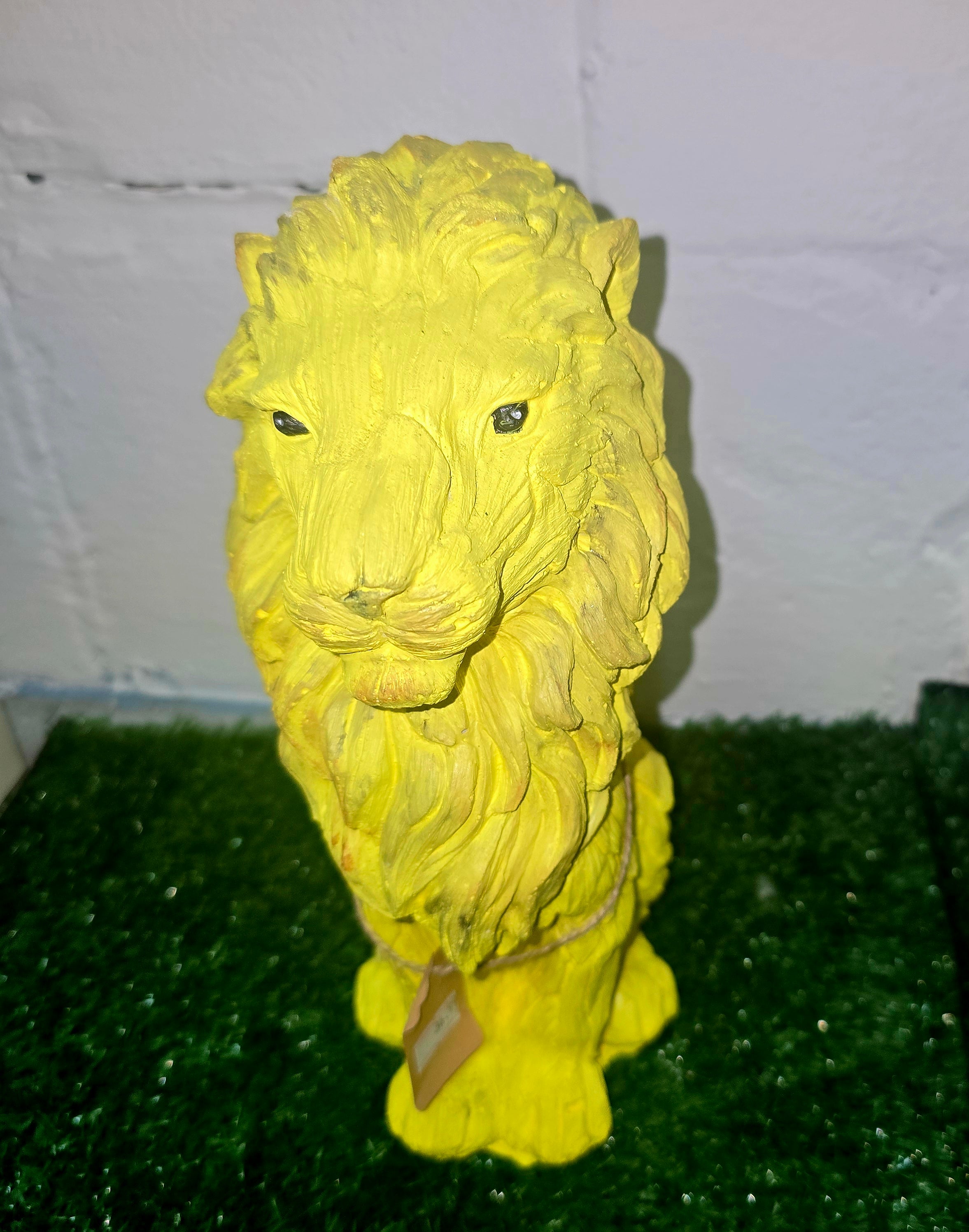 Handmade Cement Lion Sculpture – Decorative Garden & Home Ornament