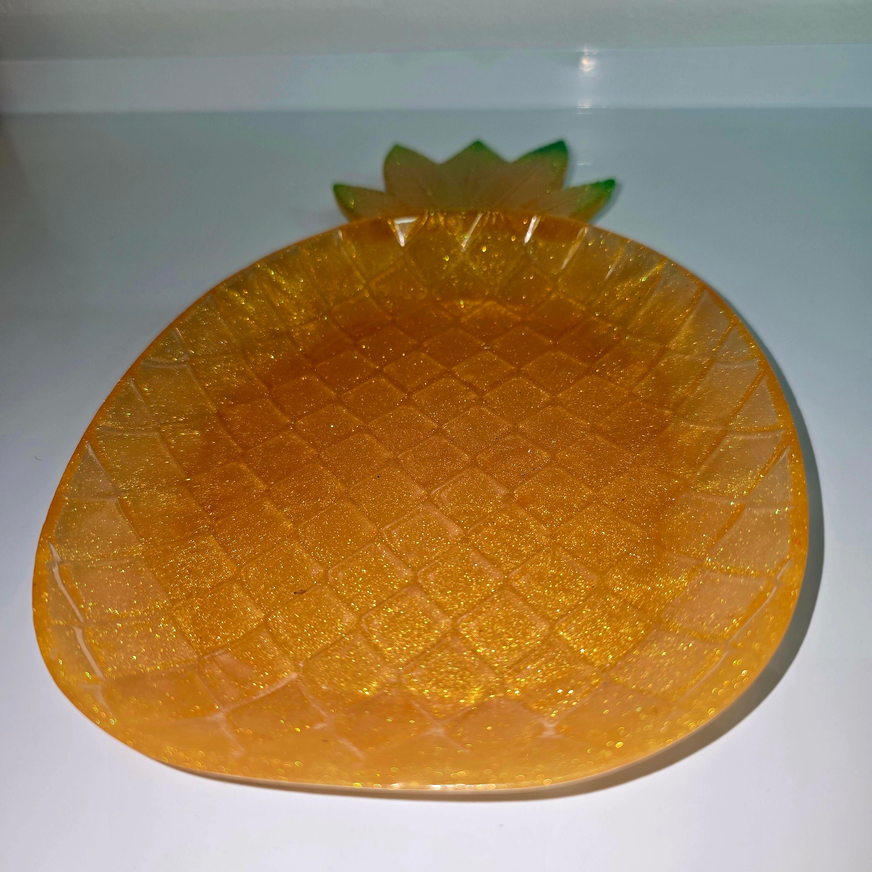 Handmade Resin Pineapple Tray – Decorative Jewellery & Home Decor Dish