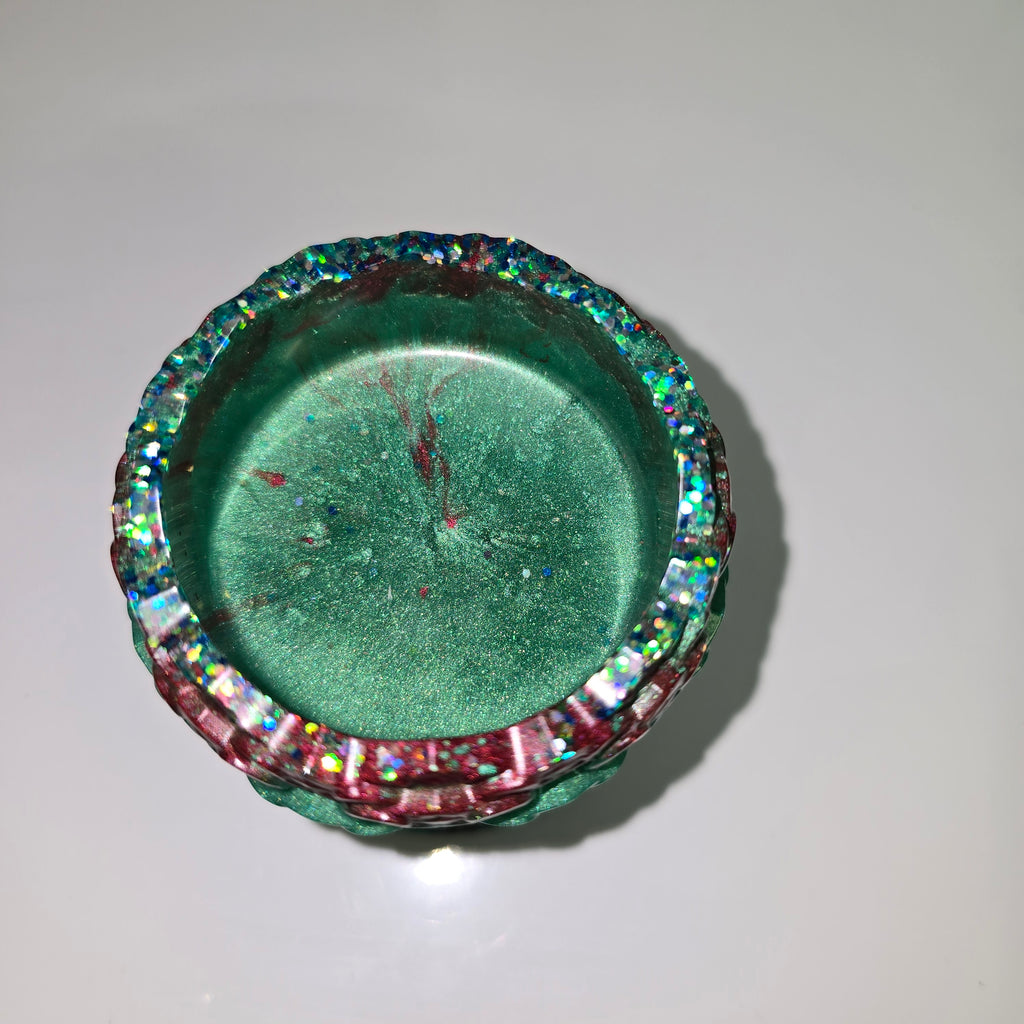 Handmade Resin Tealight Holder – Small Decorative Candle Base (7 × 7 cm.)