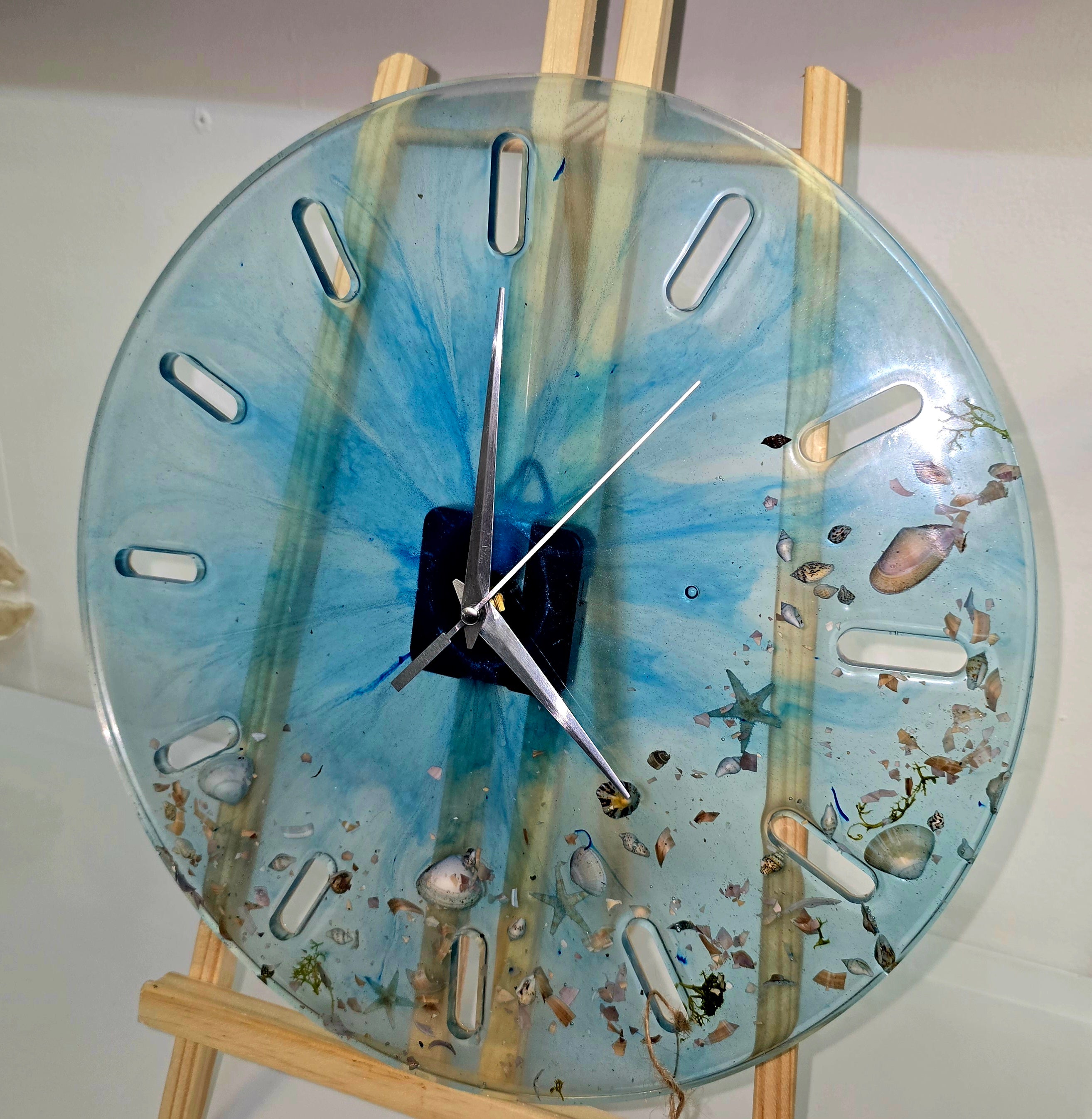Handmade Epoxy Resin Wall Clock – Ocean Theme
