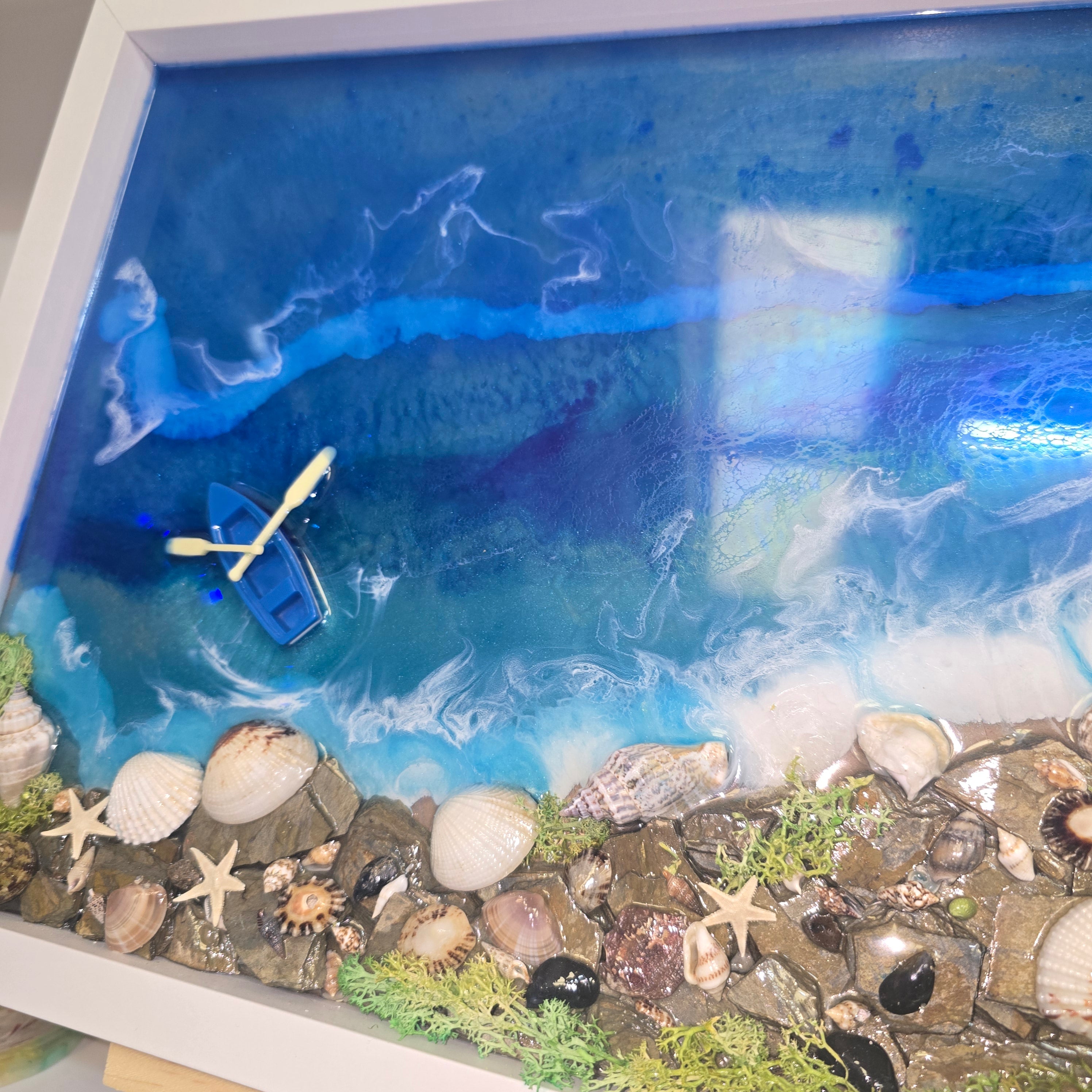 Handmade Epoxy Resin Seascape Wall Art with Natural Shells – Coastal Decor (42.5 × 33 cm)