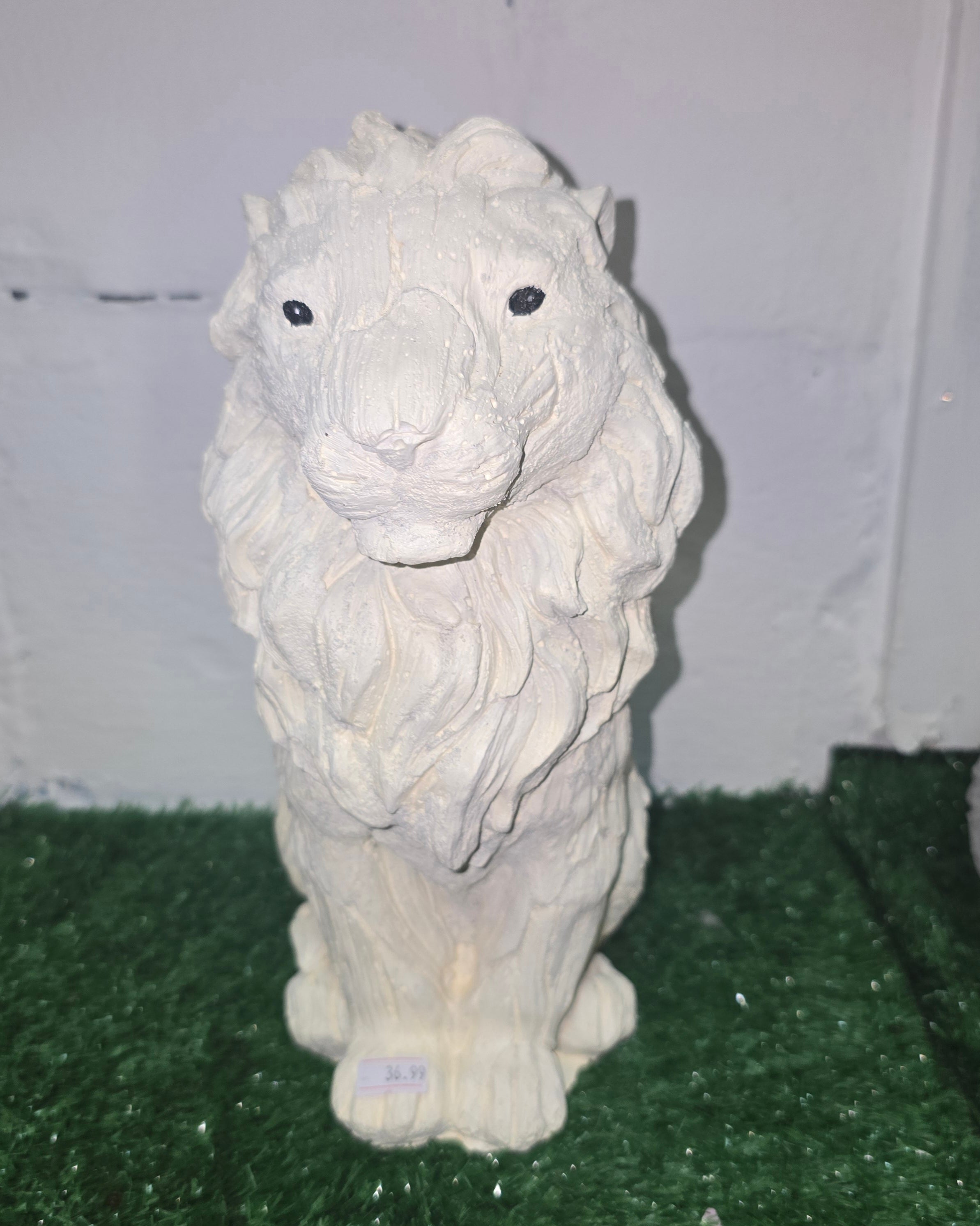 Handmade Cement Lion Sculpture – Decorative Garden & Home Ornament