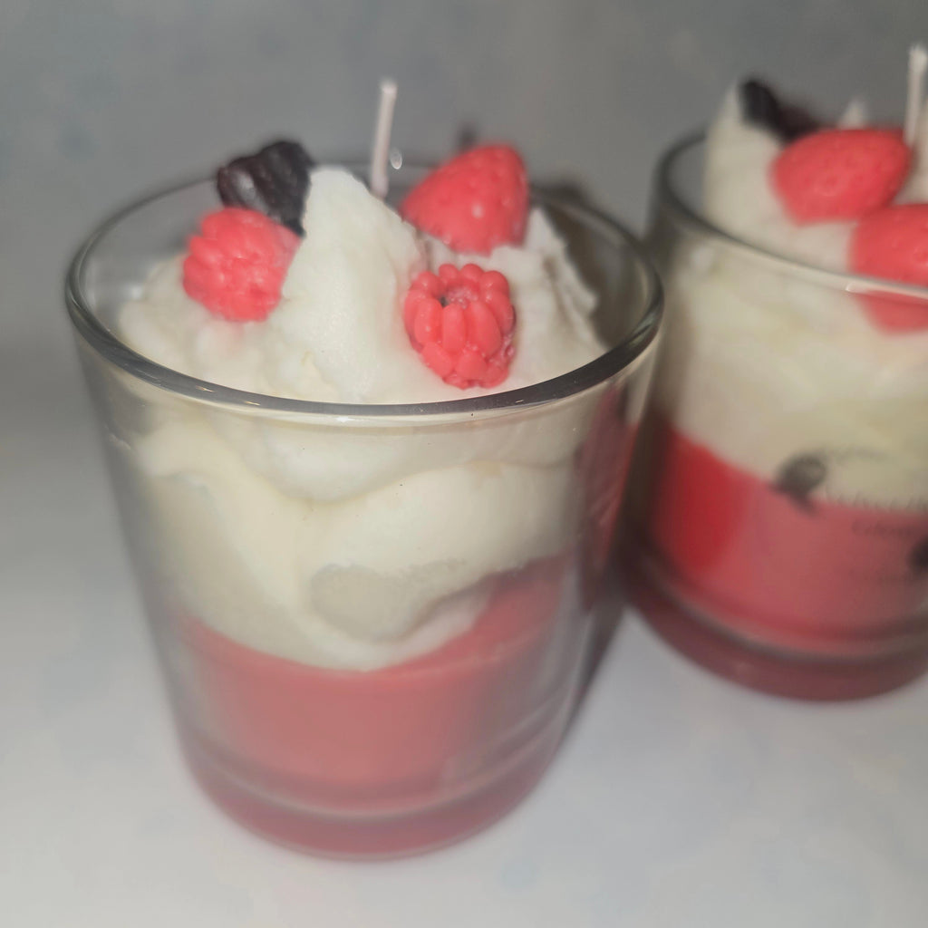 Decorative handmade candle with dessert design