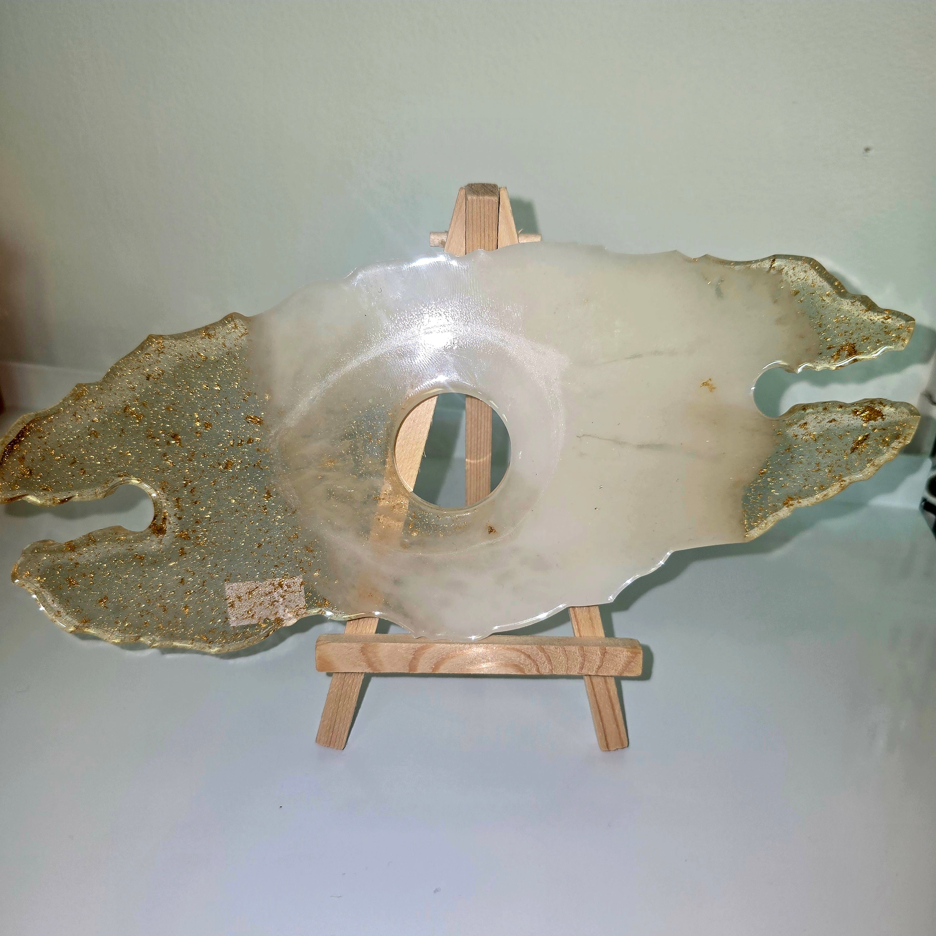 Handmade Epoxy Resin Wine Bottle & Glass Holder – Unique Resin Art Stand (25 × 10.5 cm)