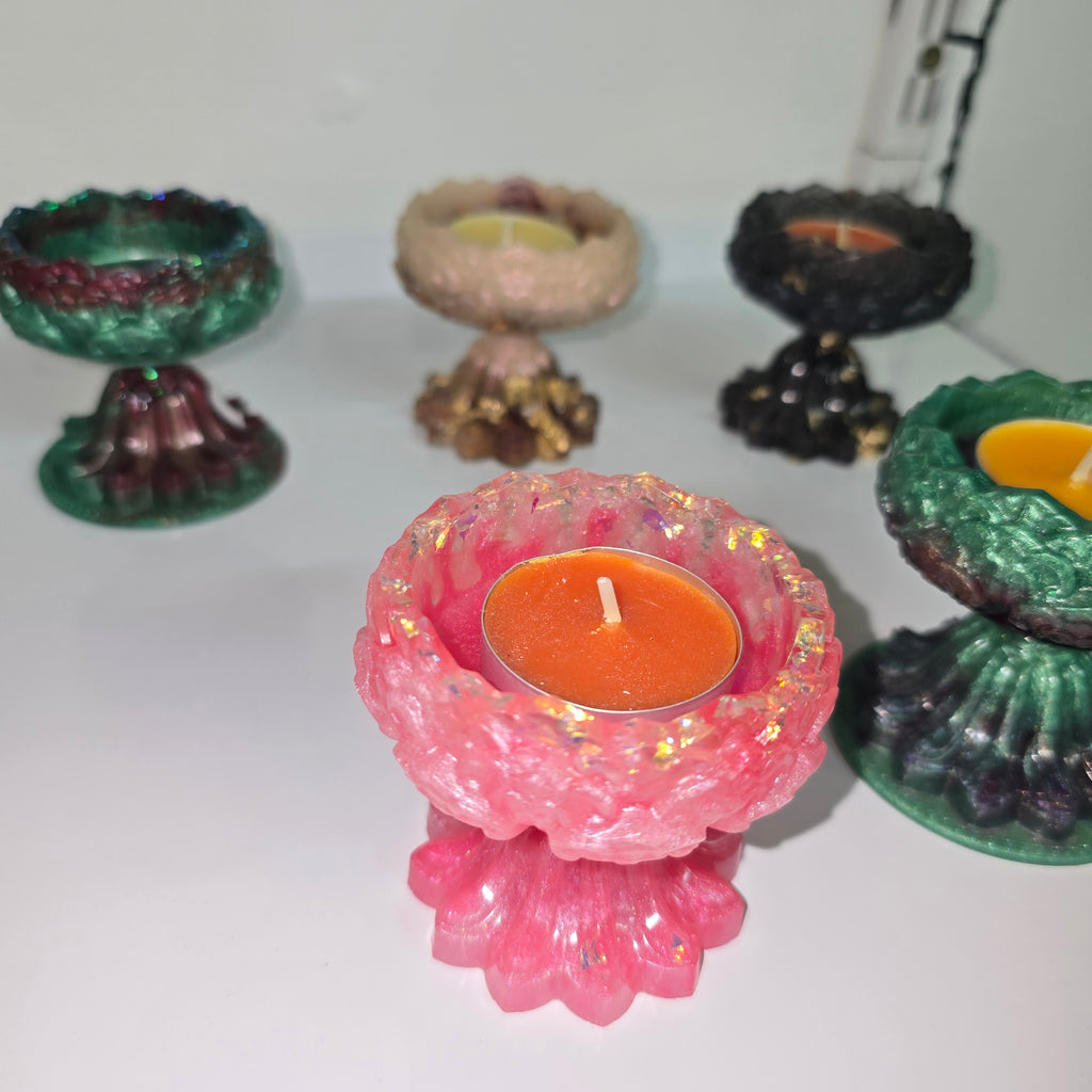 Handmade Resin Tealight Holder – Small Decorative Candle Base (7 × 7 cm.)