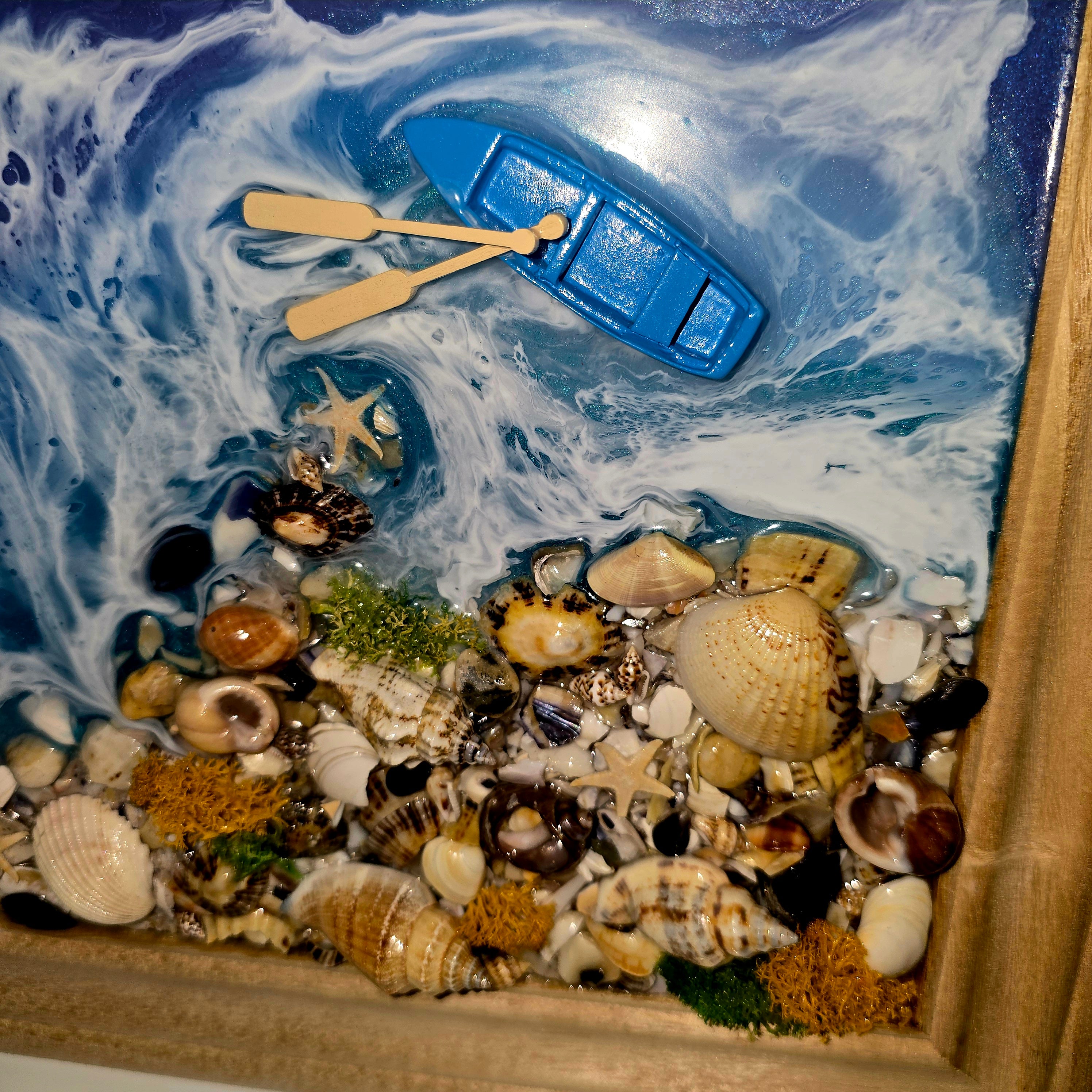 Handmade Epoxy Resin Ocean Wall Art with Natural Seashells – Framed Coastal Decor