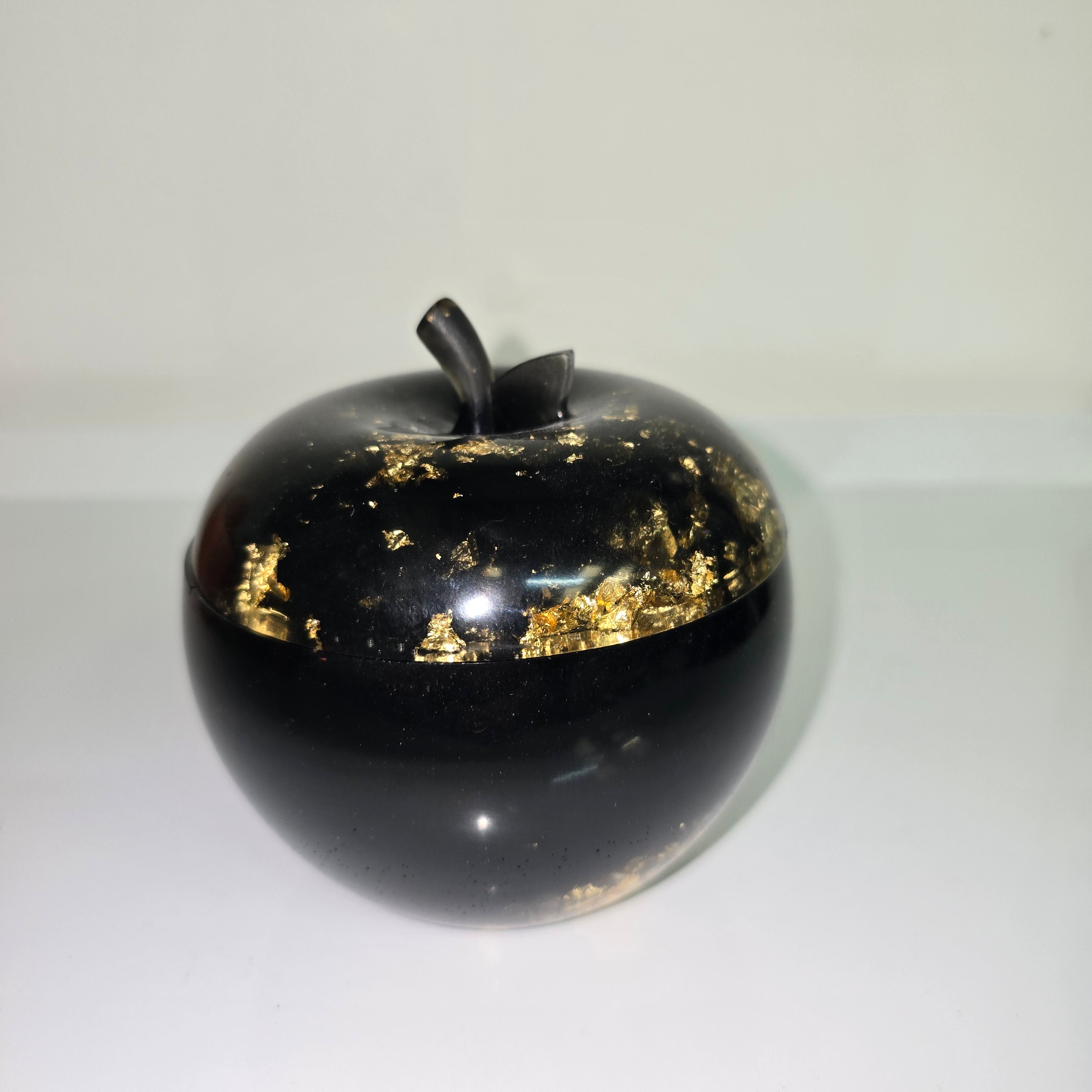 Apple-Shaped Jewellery Box – Handmade Resin Trinket Box (Assorted Colours)