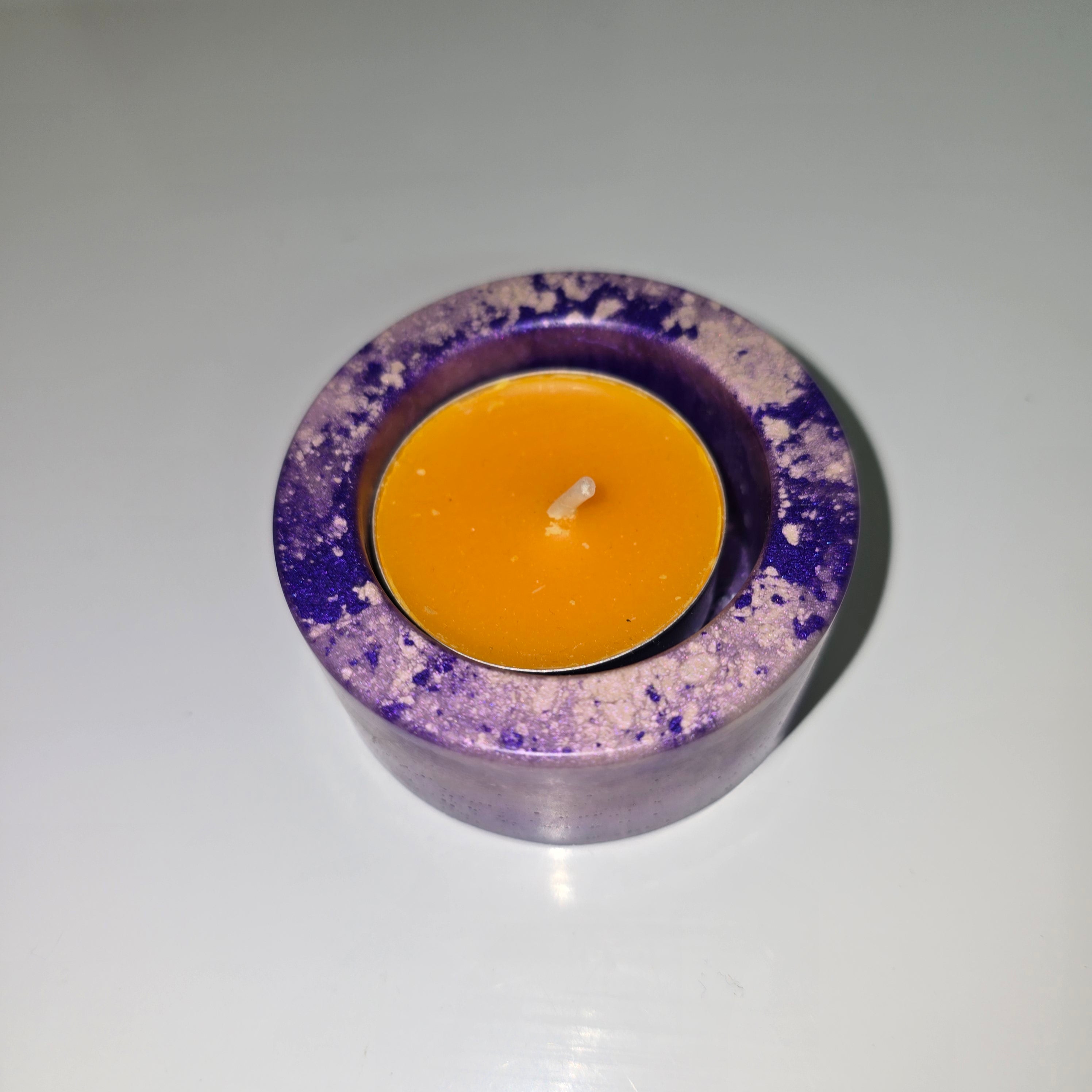 Handmade Resin Tealight Holder – Small Decorative Candle Base (6 cm)