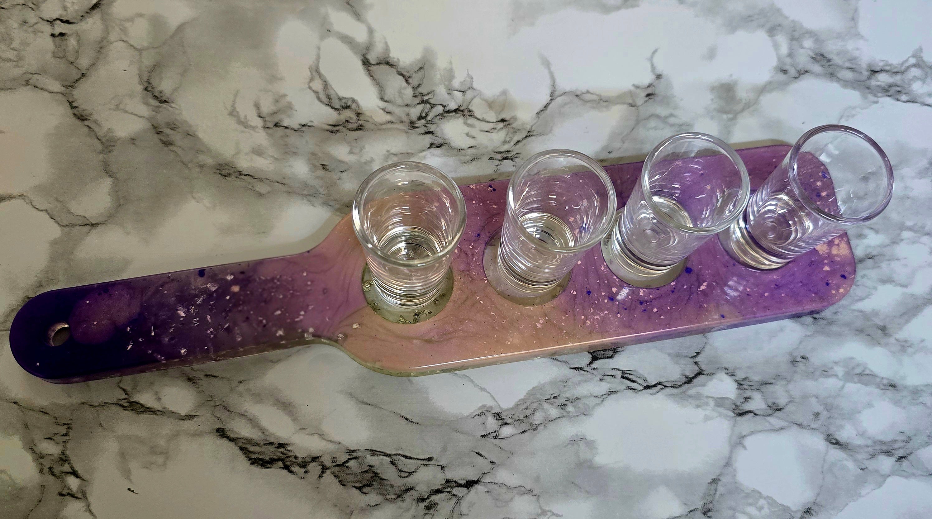 Handmade Epoxy Resin Shot Glass Holder with 4 Glass Shot Glasses – 34 cm