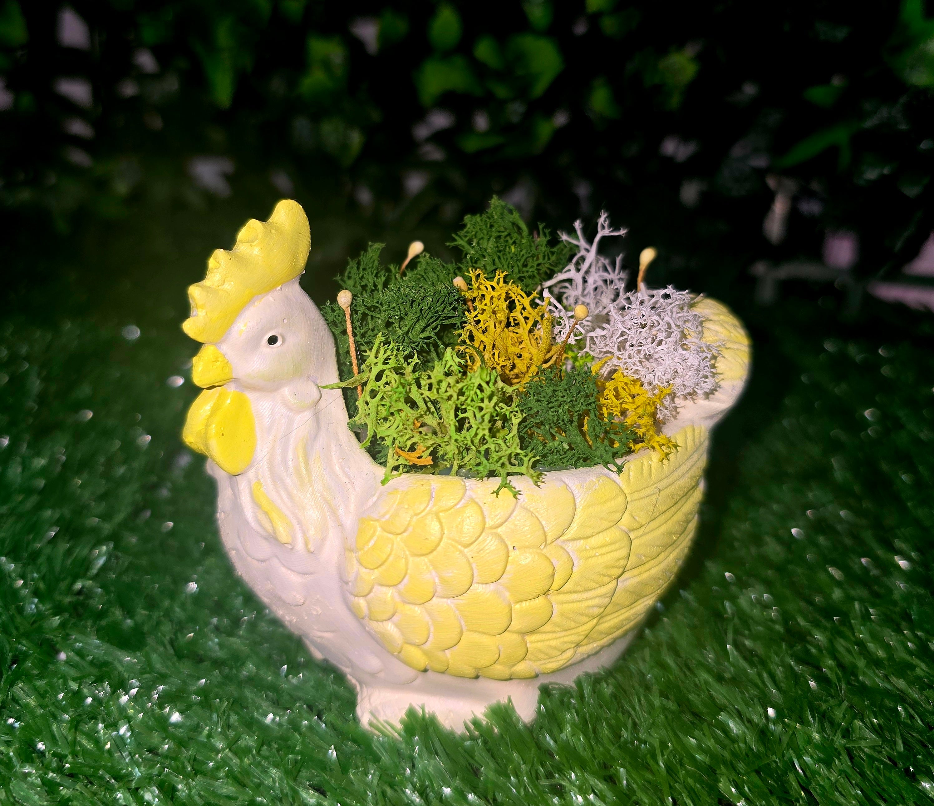 Handmade Concrete Rooster Planter with Natural Scandinavian Moss