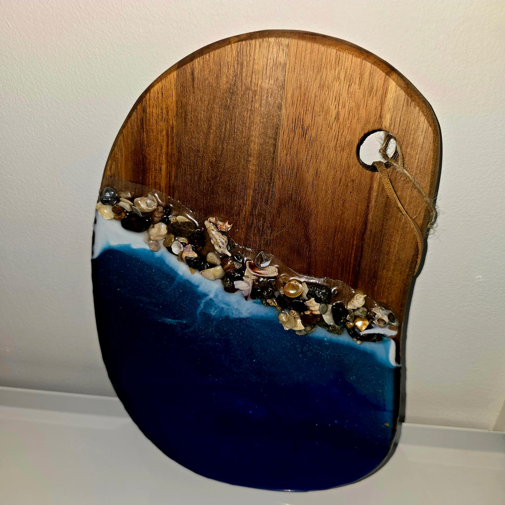 🌊 Handmade Wooden Serving Board with Resin Art – Ocean Style Design (30 × 20 cm)