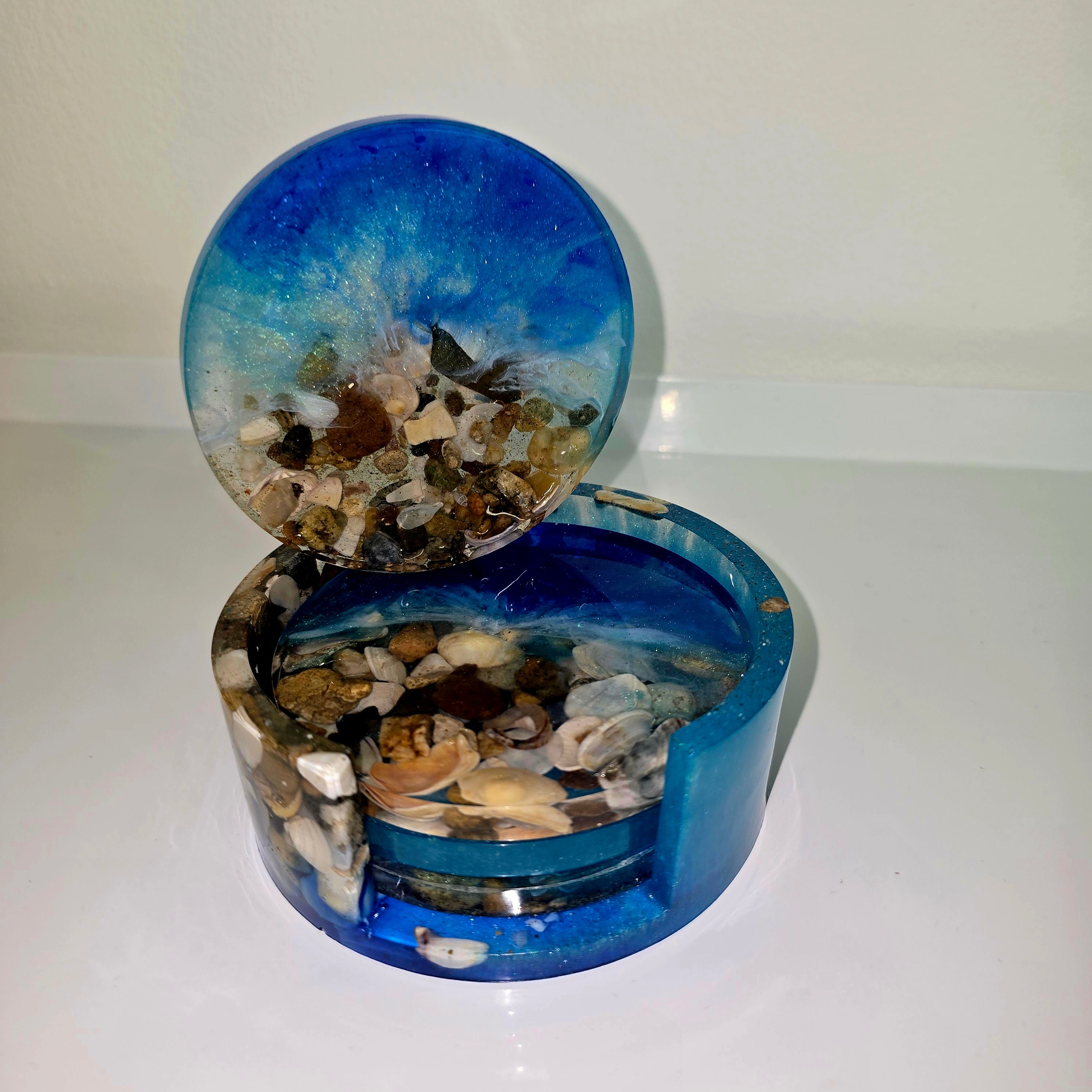 Handmade Resin Coaster Set with Storage Box – 10 cm Round Coasters