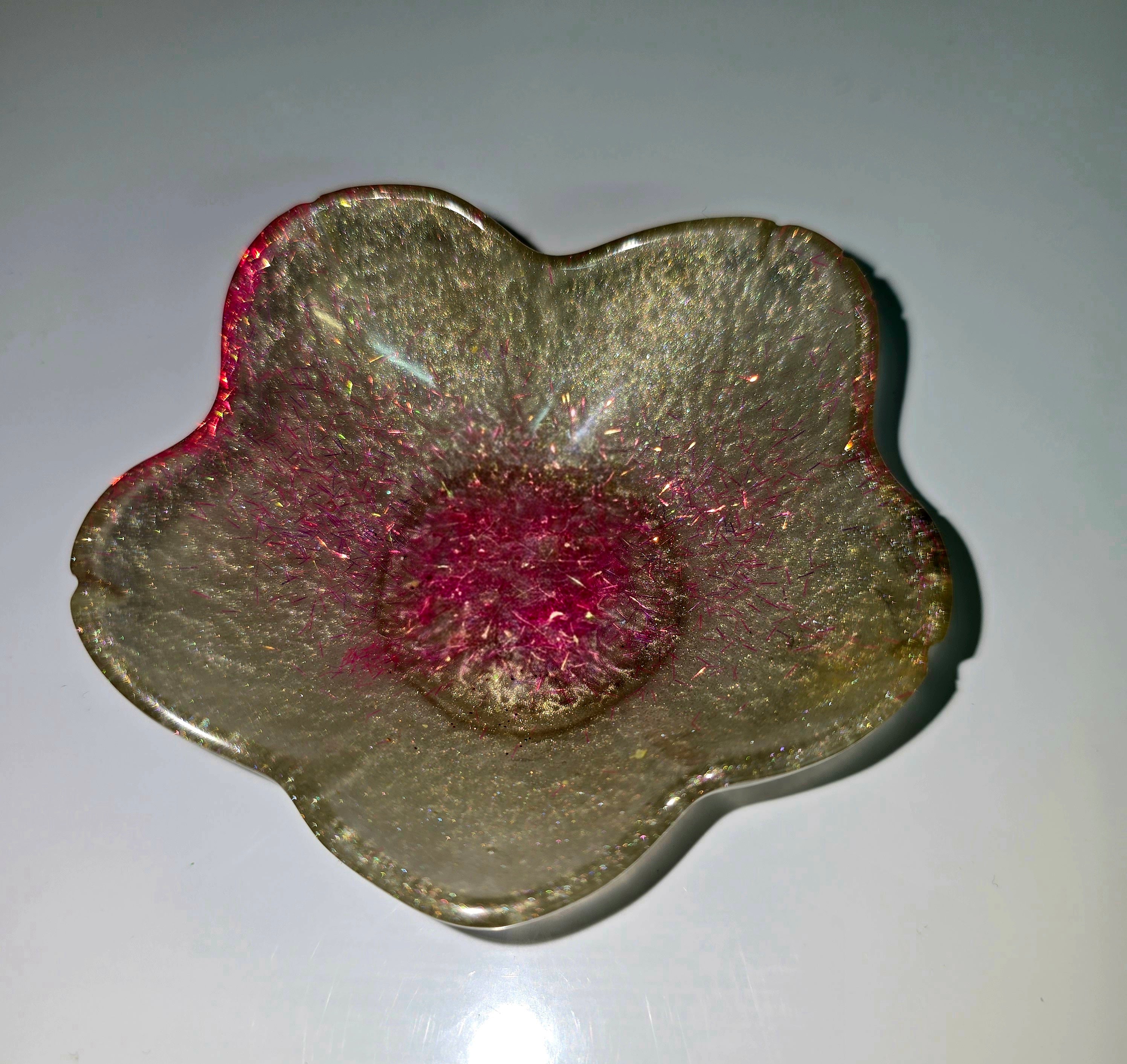 Handmade Resin Tealight Holder – Small Decorative Candle Base (9 cm)