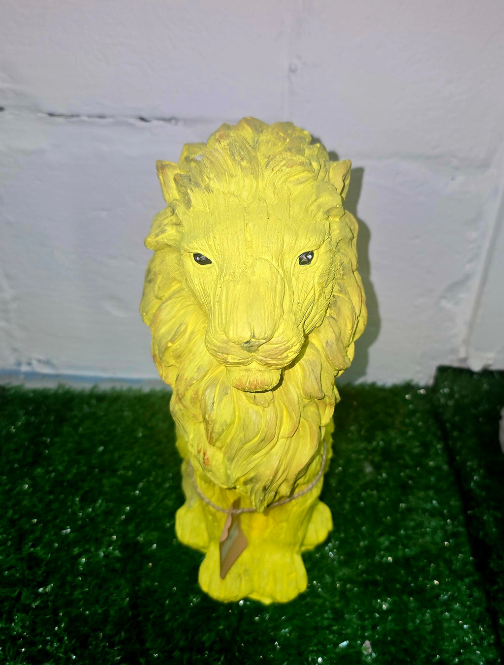 Handmade Cement Lion Sculpture – Decorative Garden & Home Ornament