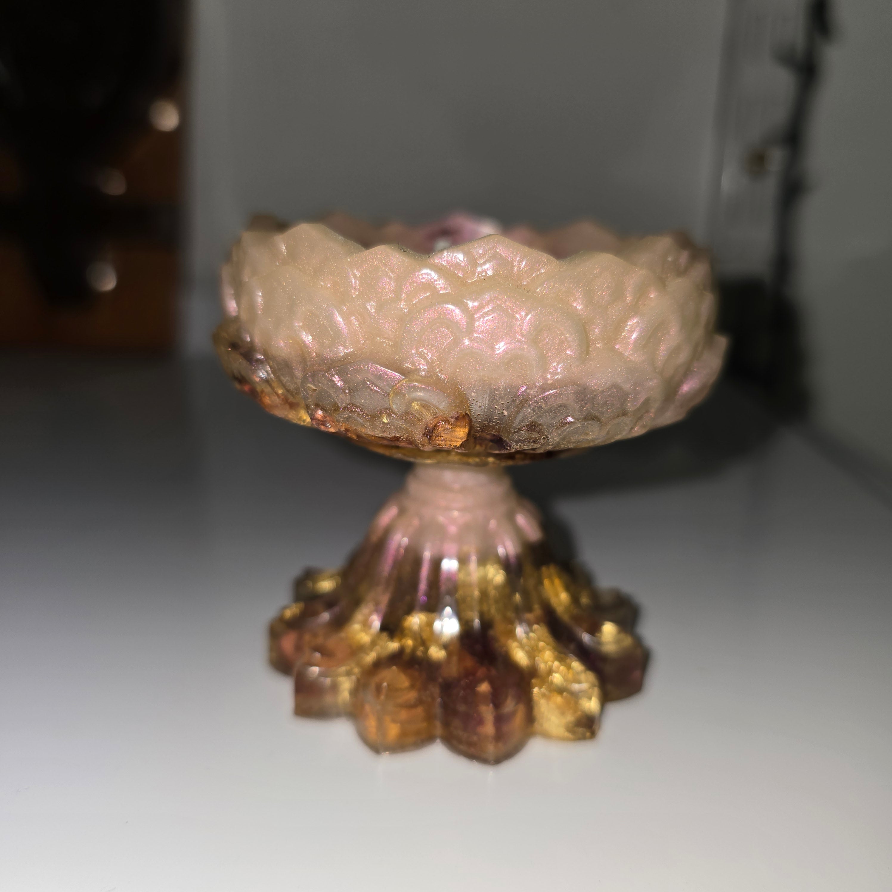 Handmade Resin Tealight Holder – Small Decorative Candle Base (7 × 7 cm.)