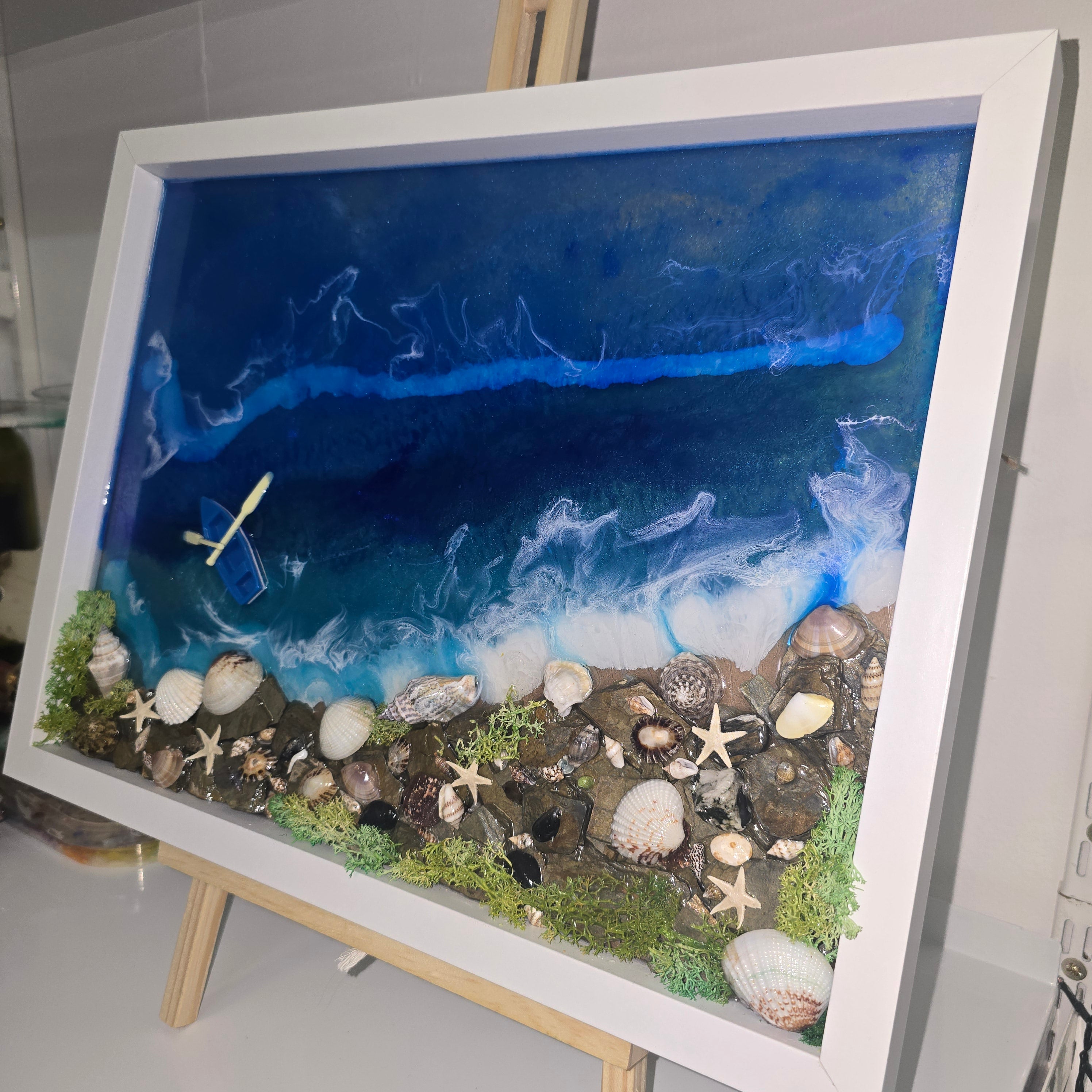 Handmade Epoxy Resin Seascape Wall Art with Natural Shells – Coastal Decor (42.5 × 33 cm)