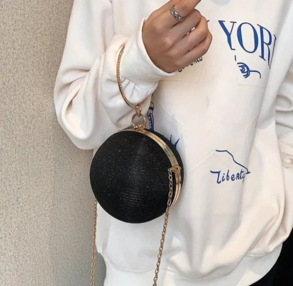 Stylish Round Crossbody Handbag – Elegant Black Mini Bag