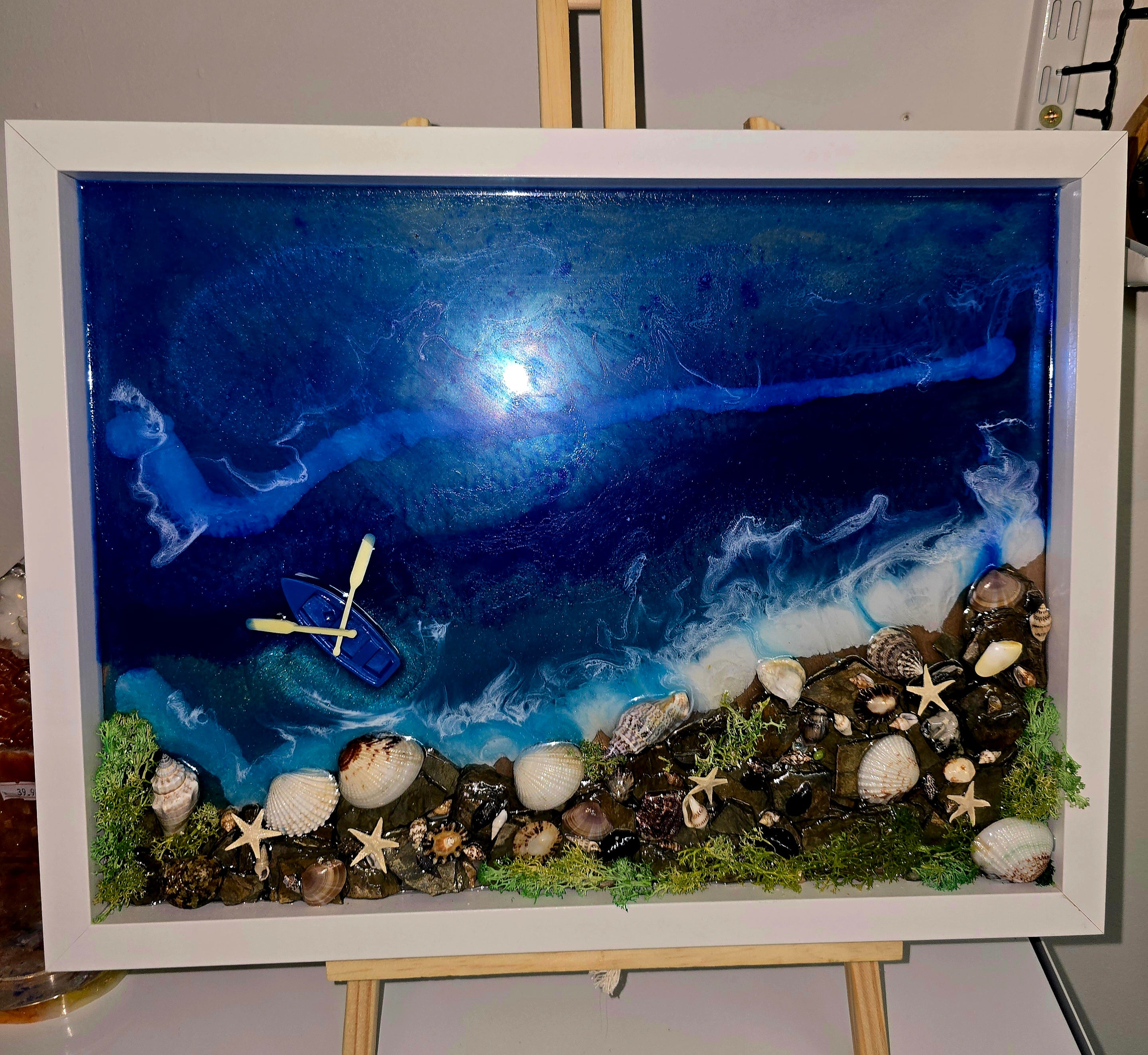 Handmade Epoxy Resin Seascape Wall Art with Natural Shells – Coastal Decor (42.5 × 33 cm)