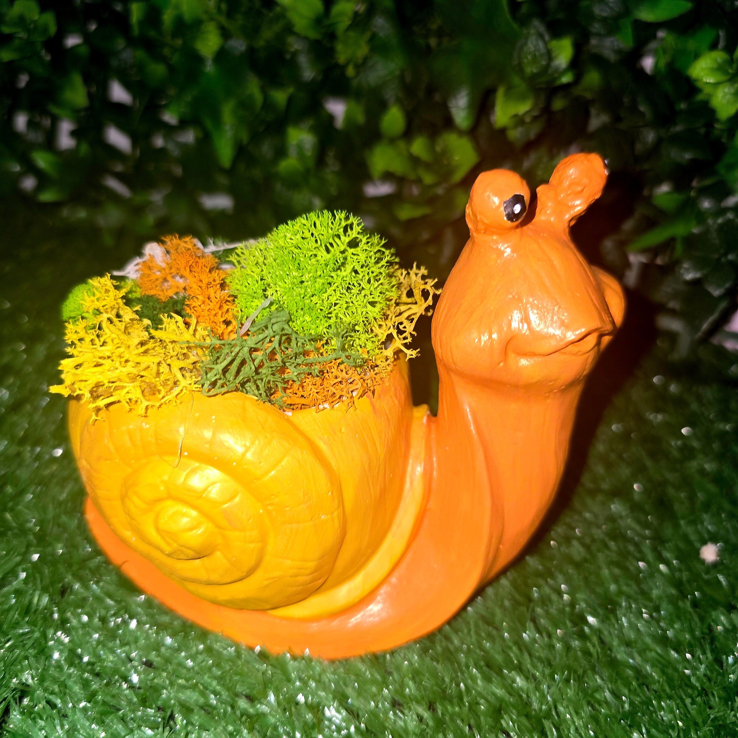 Handmade Cement Snail Planter with Natural Scandinavian Moss