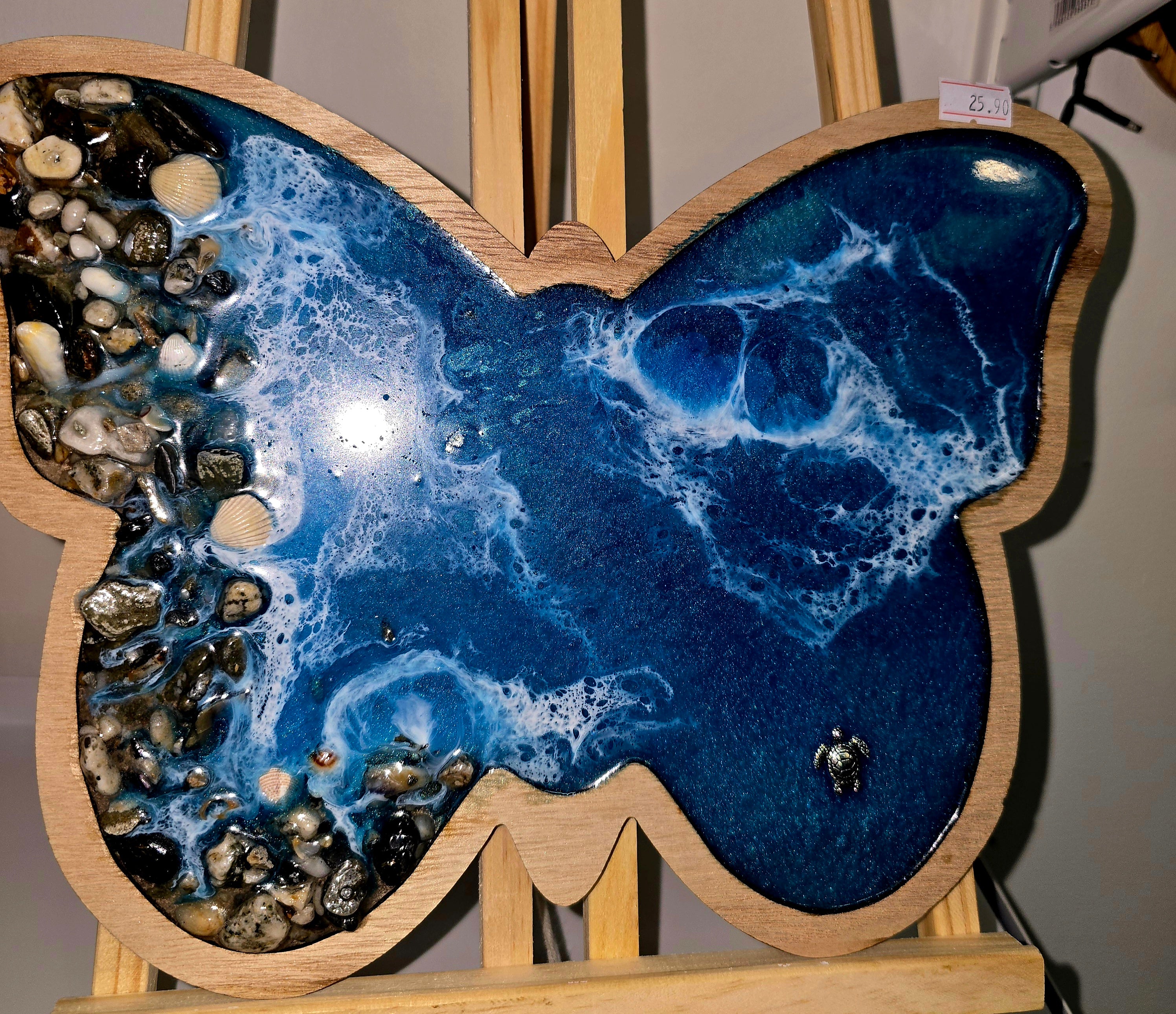 Handmade Butterfly Resin Serving Board – Abstract Decorative Tray (23 × 30 cm)