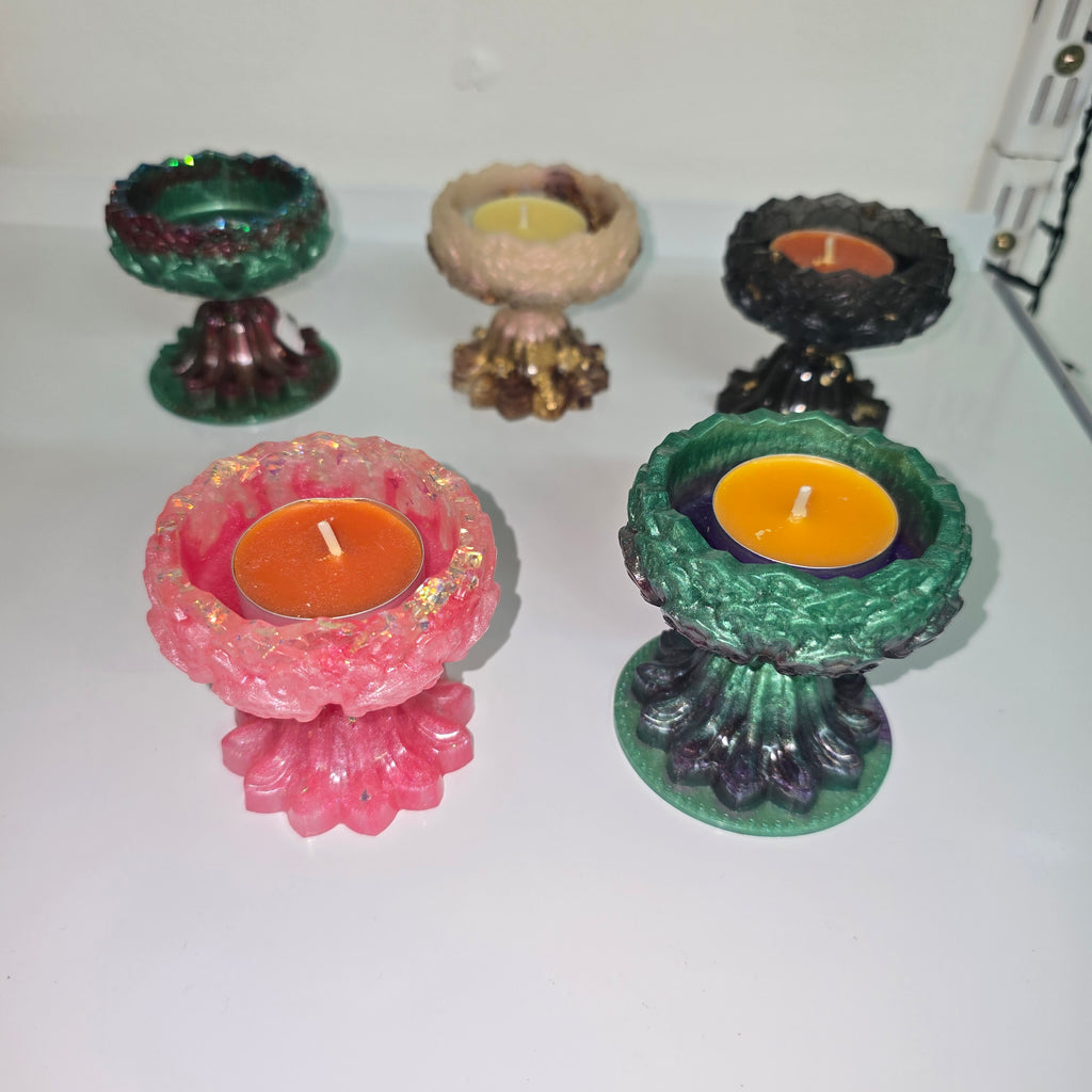 Handmade Resin Tealight Holder – Small Decorative Candle Base (7 × 7 cm.)