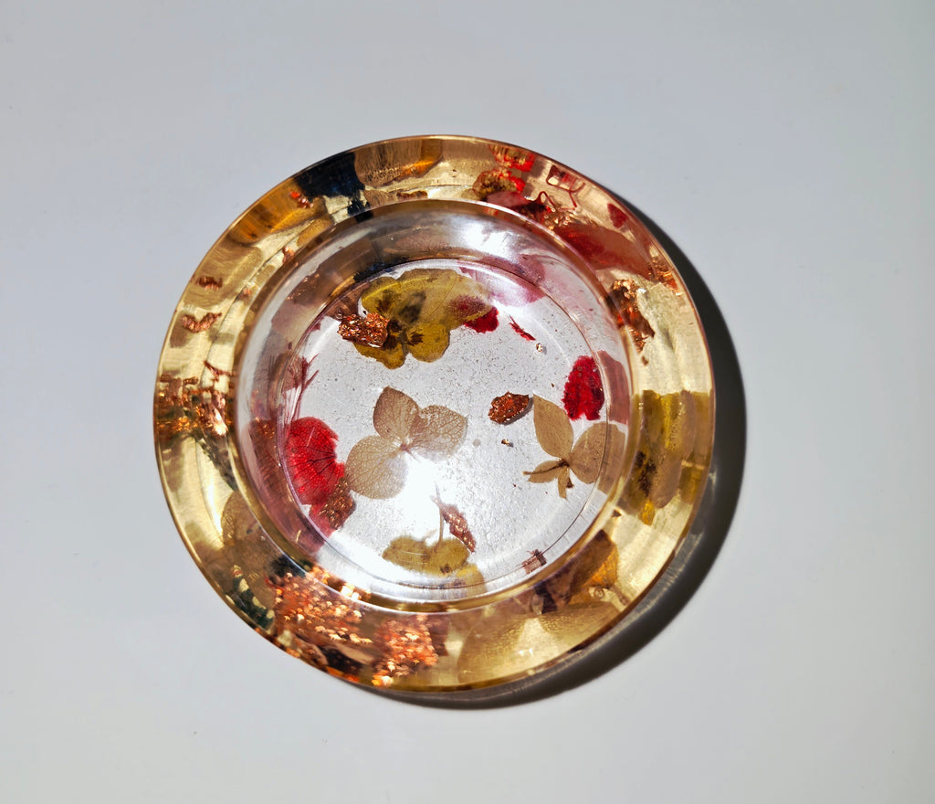 Handmade Resin Tealight Holder – Small Decorative Candle Base (6 cm)