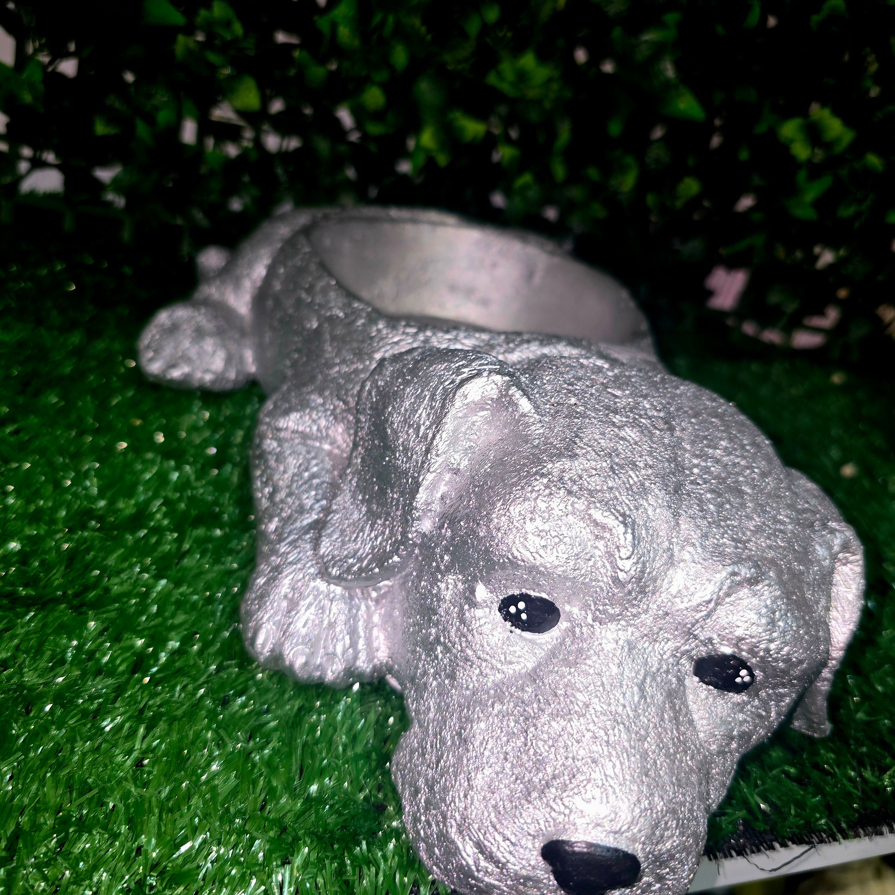 Handmade Labrador Cement Planter – Dog Sculpture Flower Pot