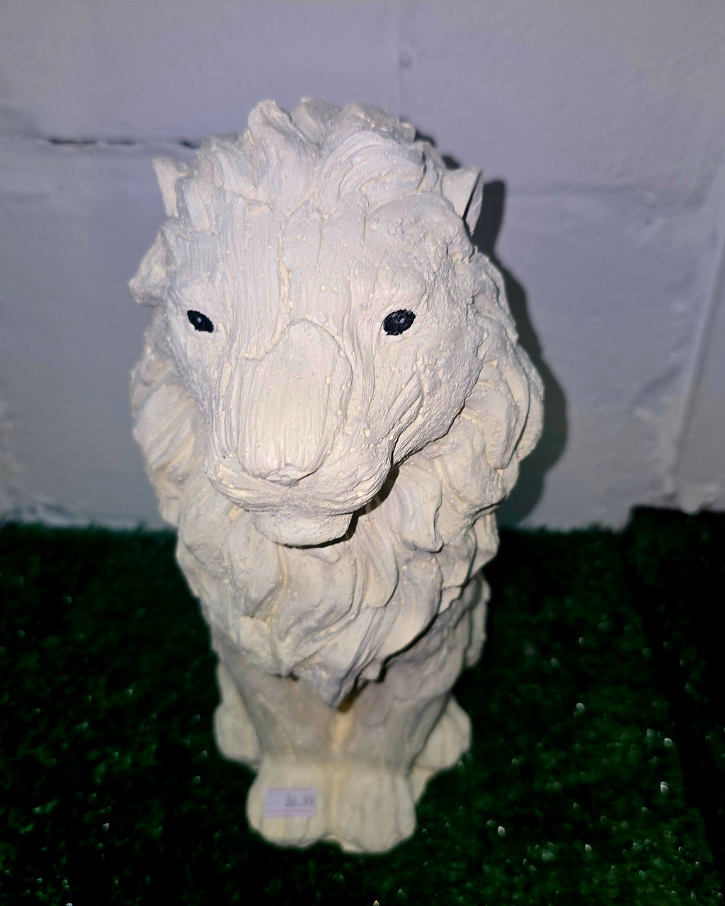 Handmade Cement Lion Sculpture – Decorative Garden & Home Ornament
