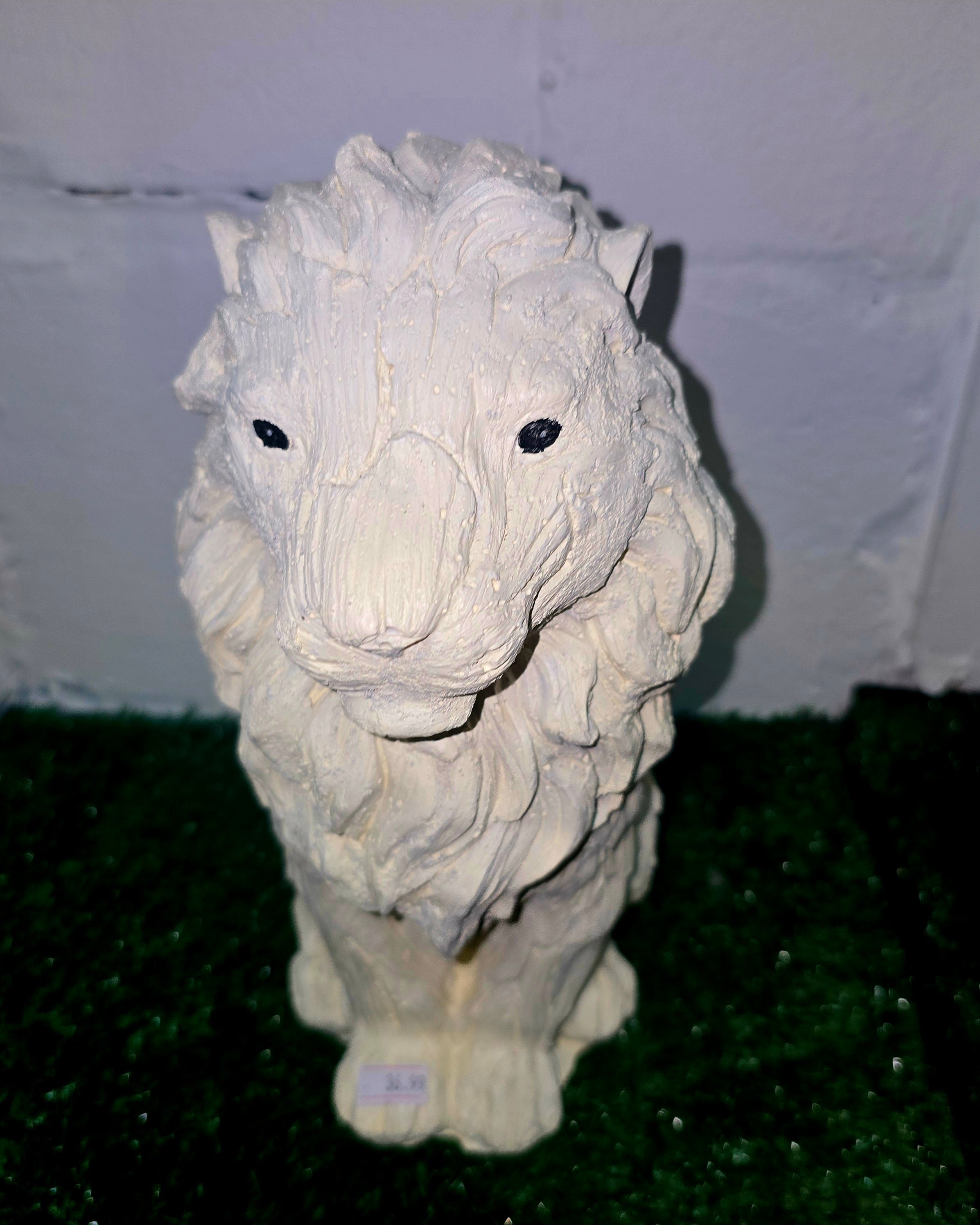 Handmade Cement Lion Sculpture – Decorative Garden & Home Ornament