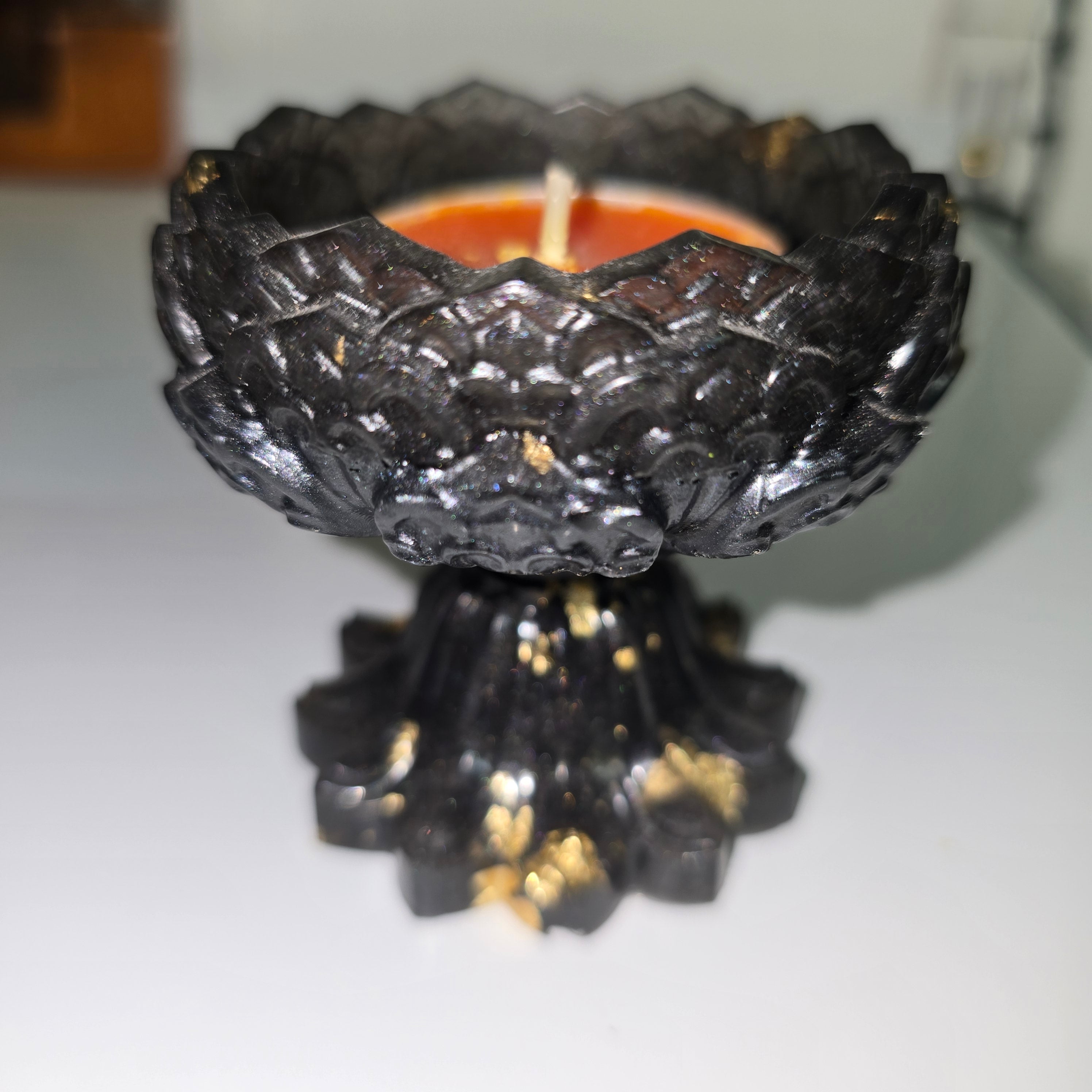 Handmade Resin Tealight Holder – Small Decorative Candle Base (7 × 7 cm.)