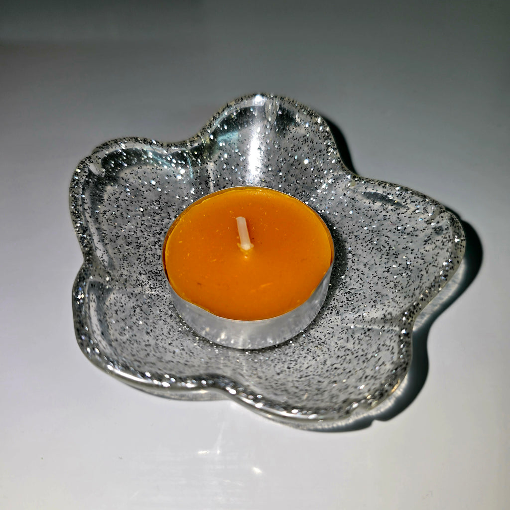 Handmade Resin Tealight Holder – Small Decorative Candle Base (9 cm)